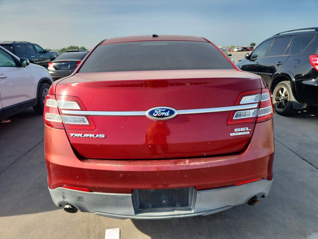 2013 Ford Taurus Sel Красный vin: 1FAHP2E81DG228729