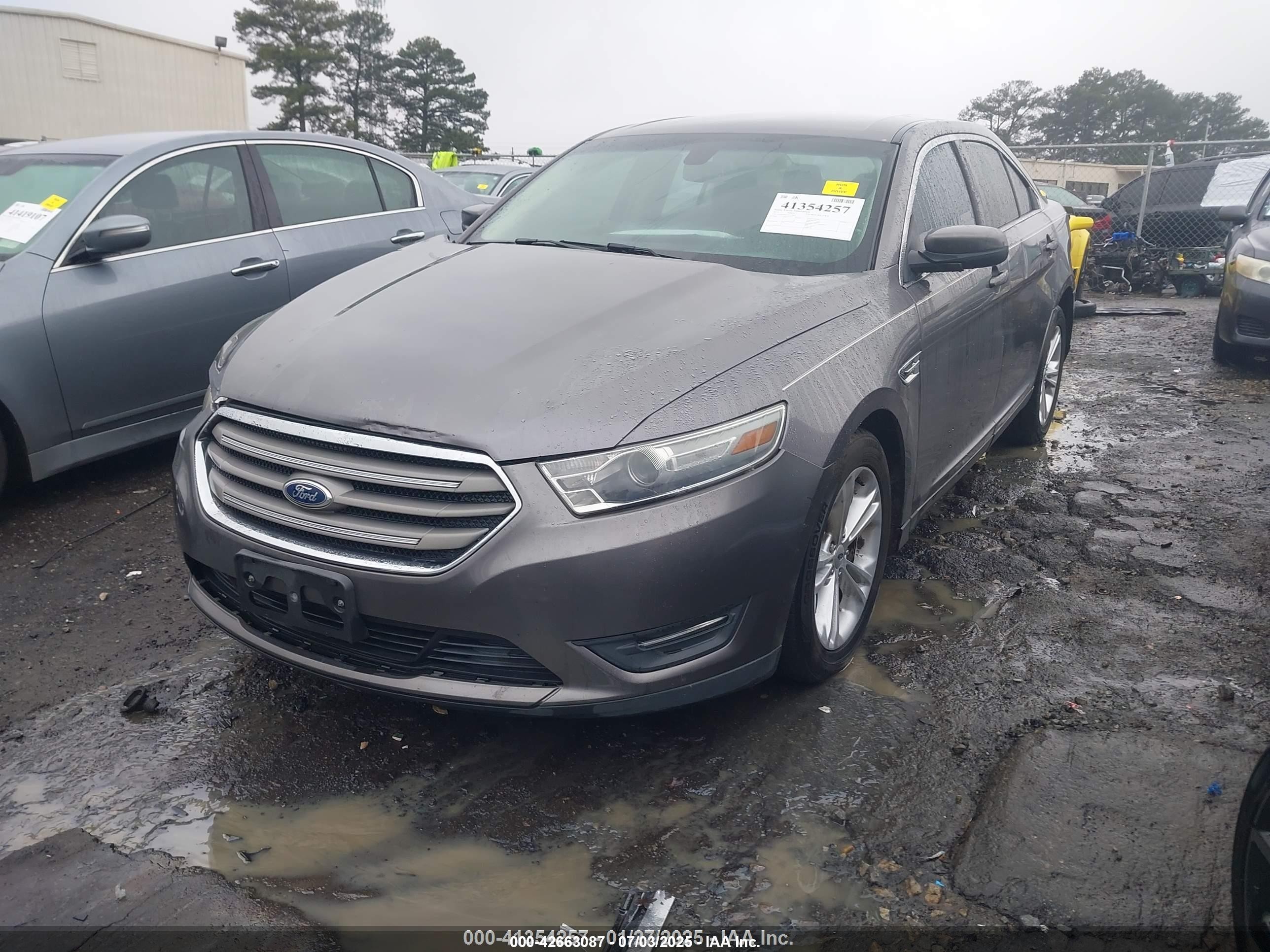 2013 Ford Taurus Sel Gray vin: 1FAHP2E81DG228830