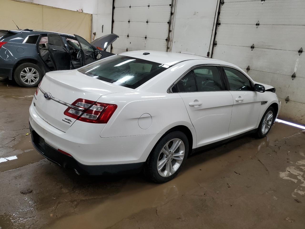 2014 Ford Taurus Sel White vin: 1FAHP2E81EG100363