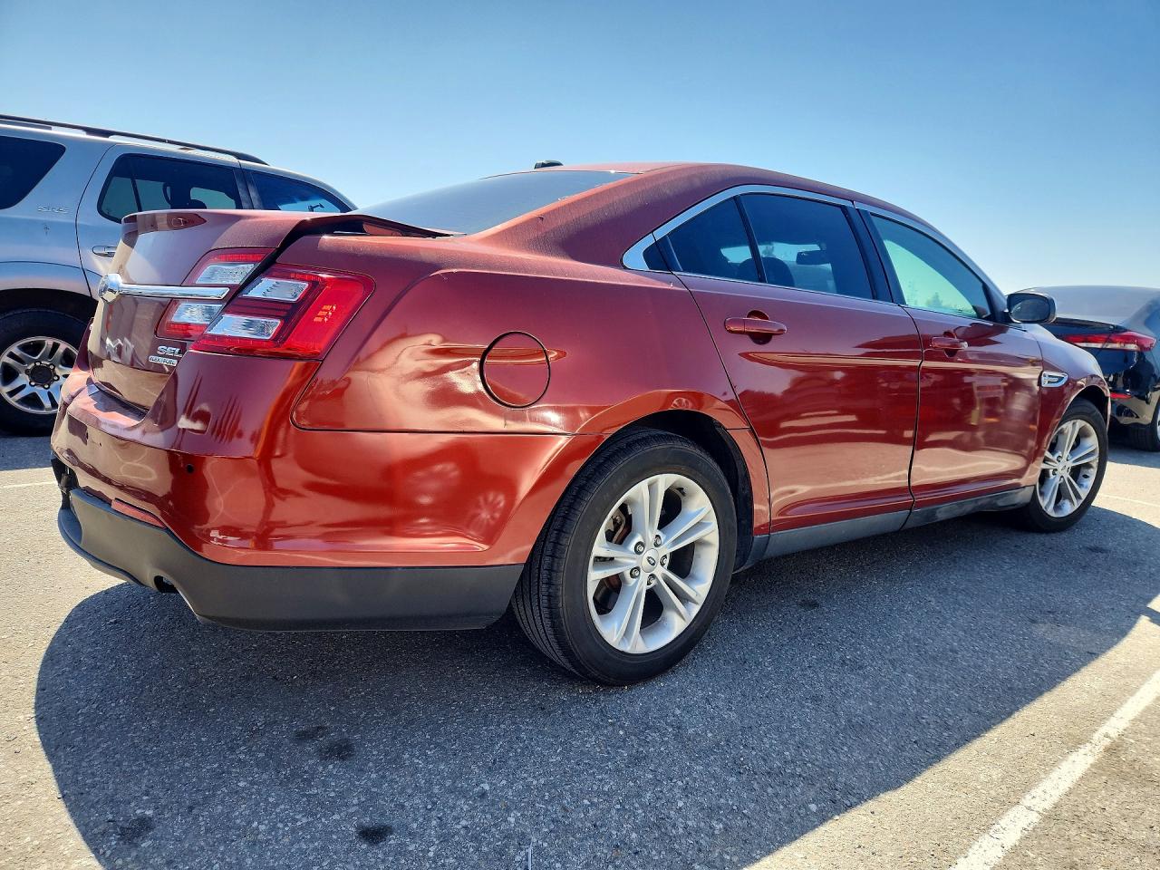 2014 Ford Taurus Sel Red vin: 1FAHP2E81EG126865