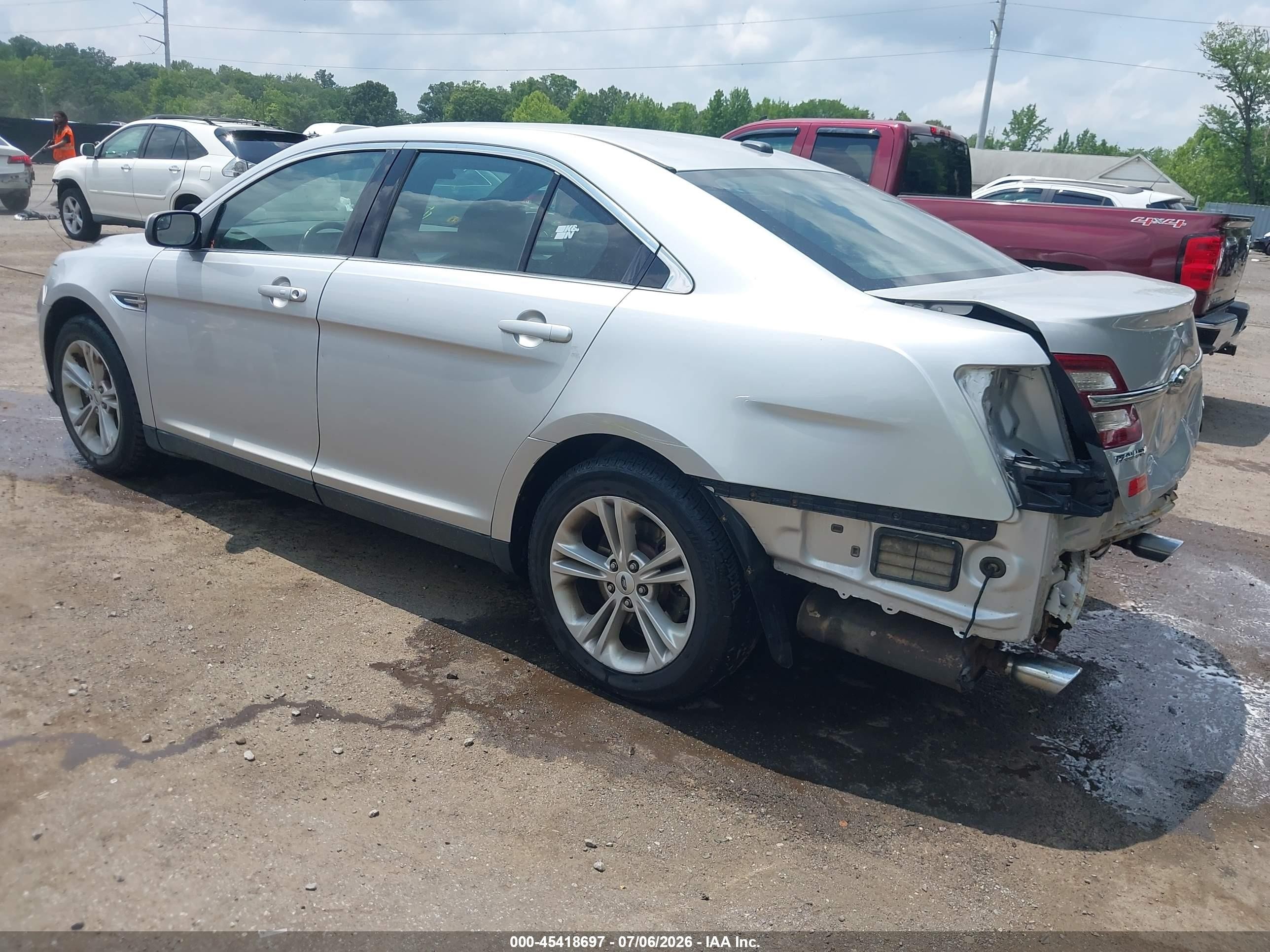 2015 Ford Taurus Sel Silver vin: 1FAHP2E81FG142727