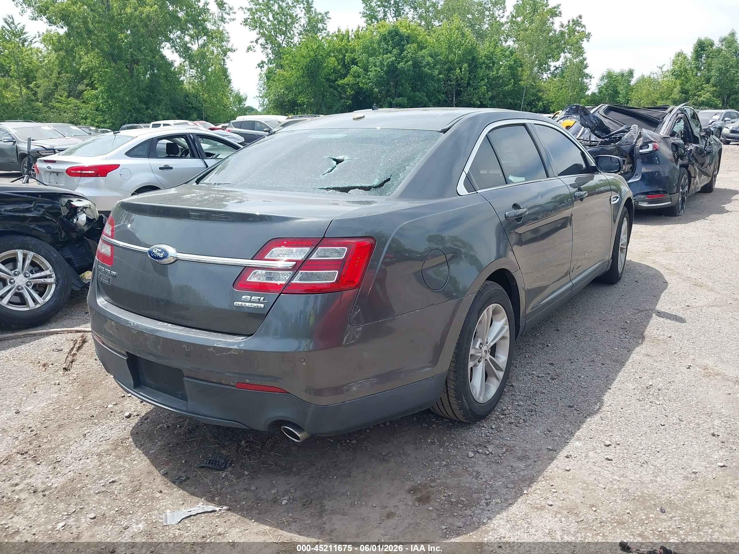 2015 Ford Taurus Sel Gray vin: 1FAHP2E81FG148351