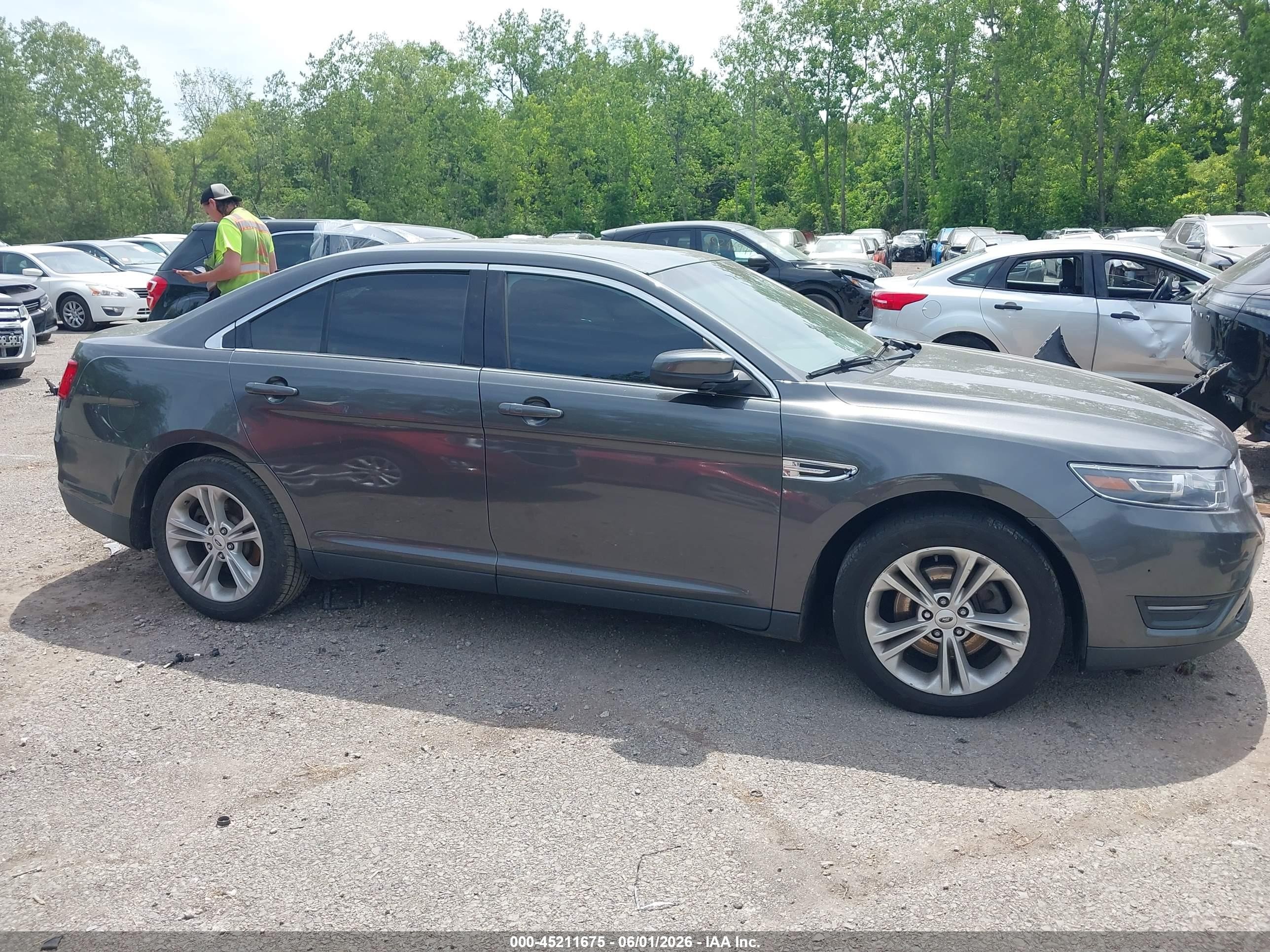 2015 Ford Taurus Sel Gray vin: 1FAHP2E81FG148351