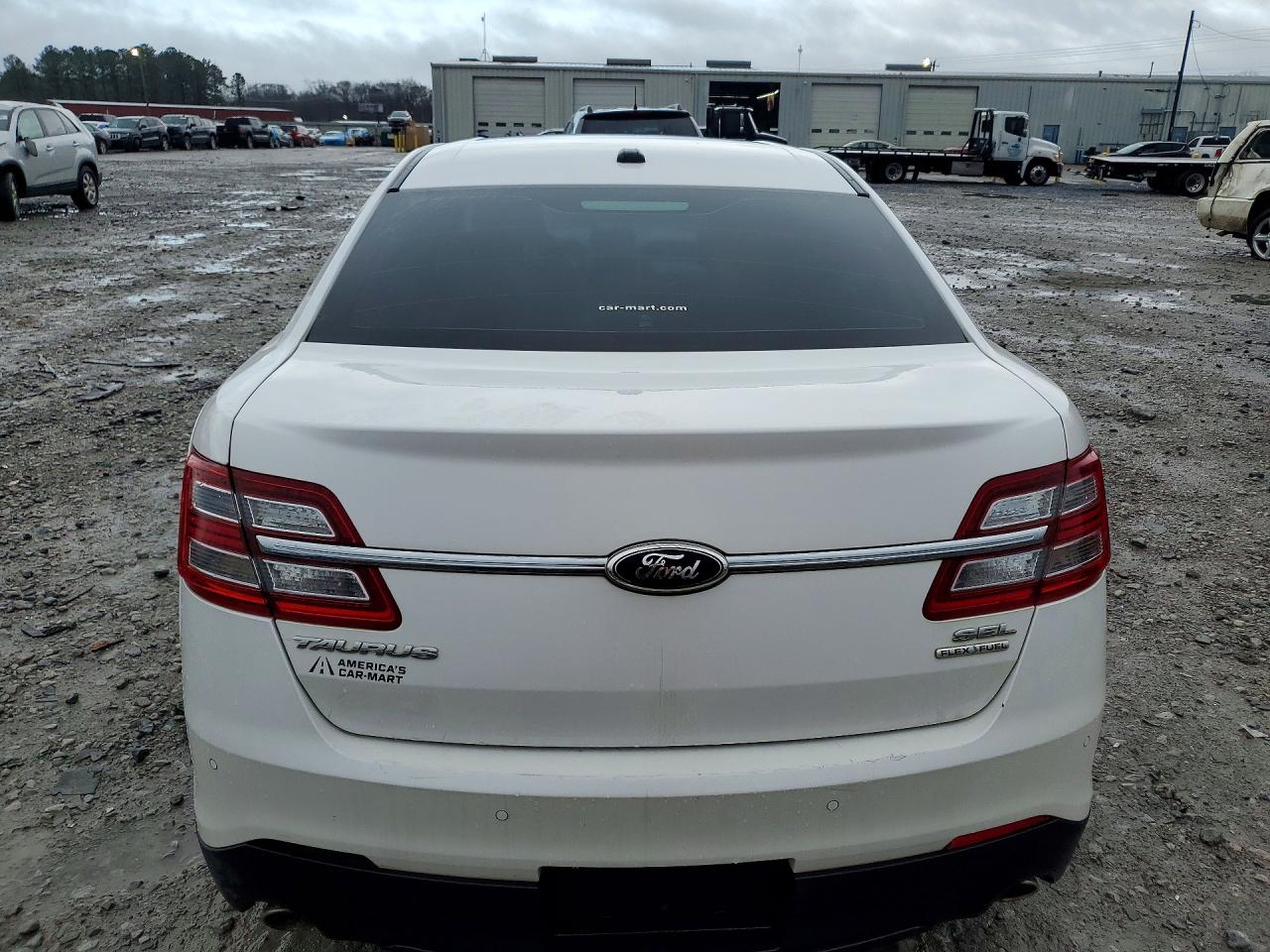 2013 Ford Taurus Sel White vin: 1FAHP2E82DG107465
