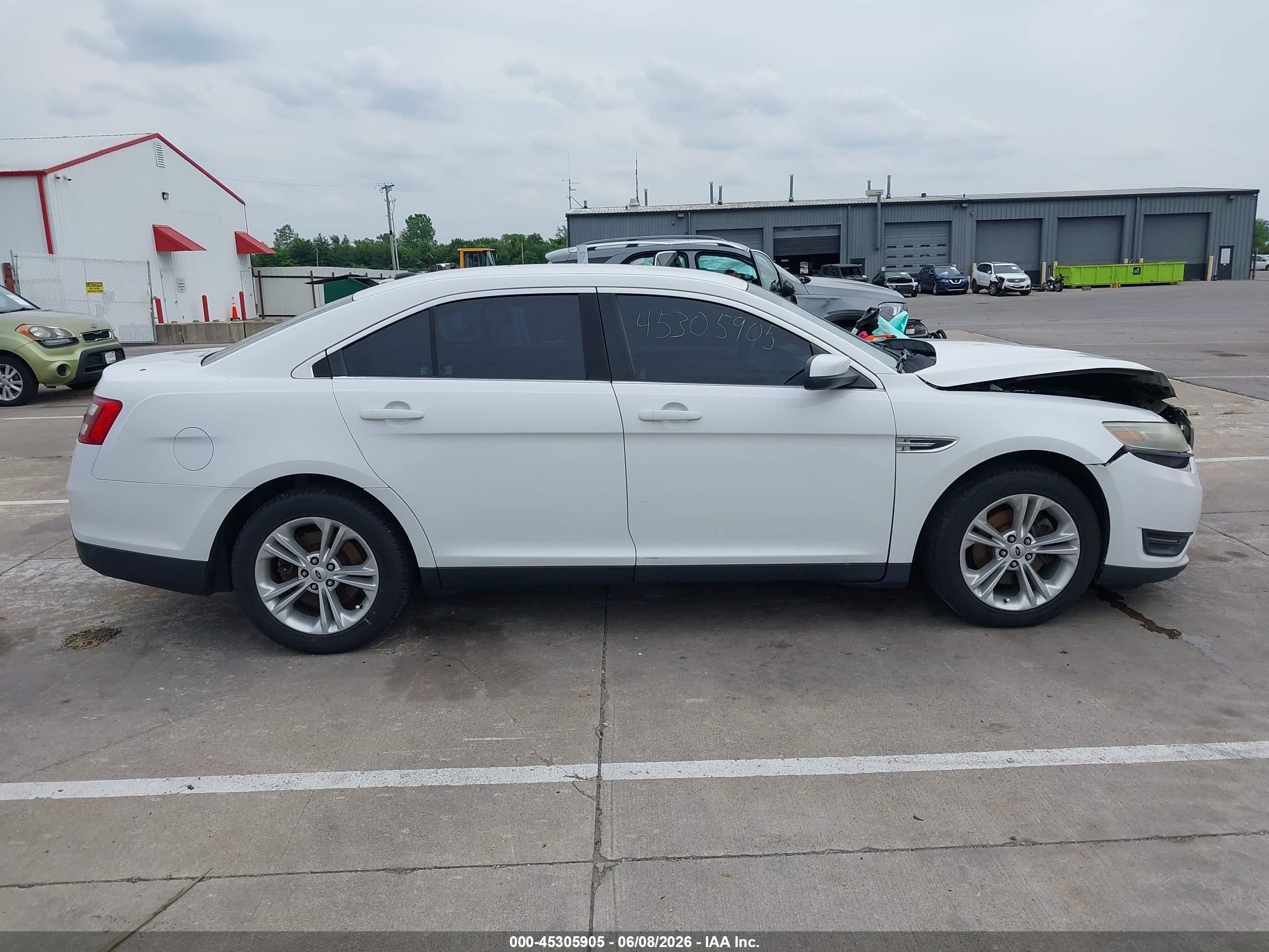 2013 Ford Taurus Sel White vin: 1FAHP2E82DG166757