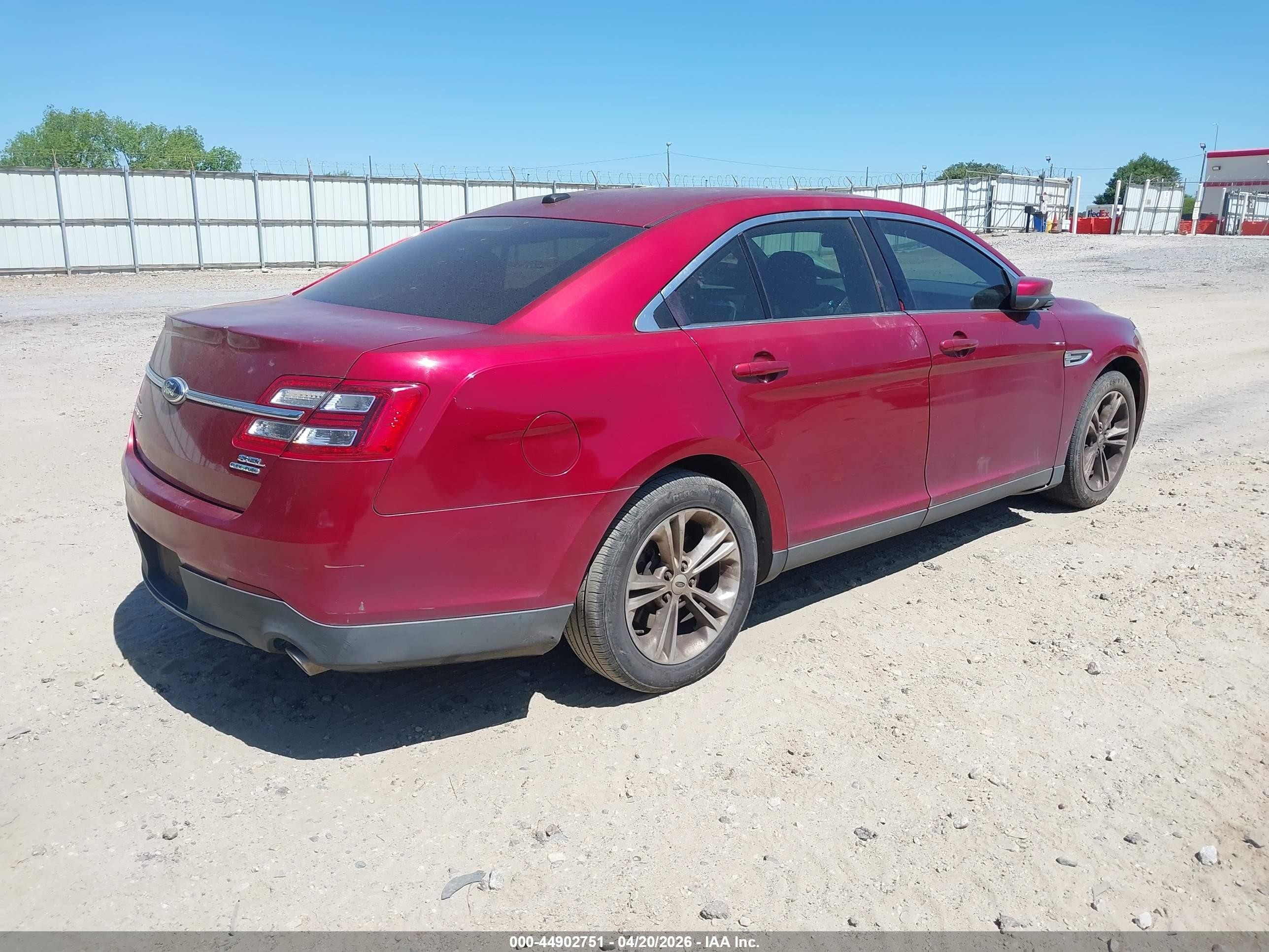 2013 Ford Taurus Sel Burgundy vin: 1FAHP2E82DG167519