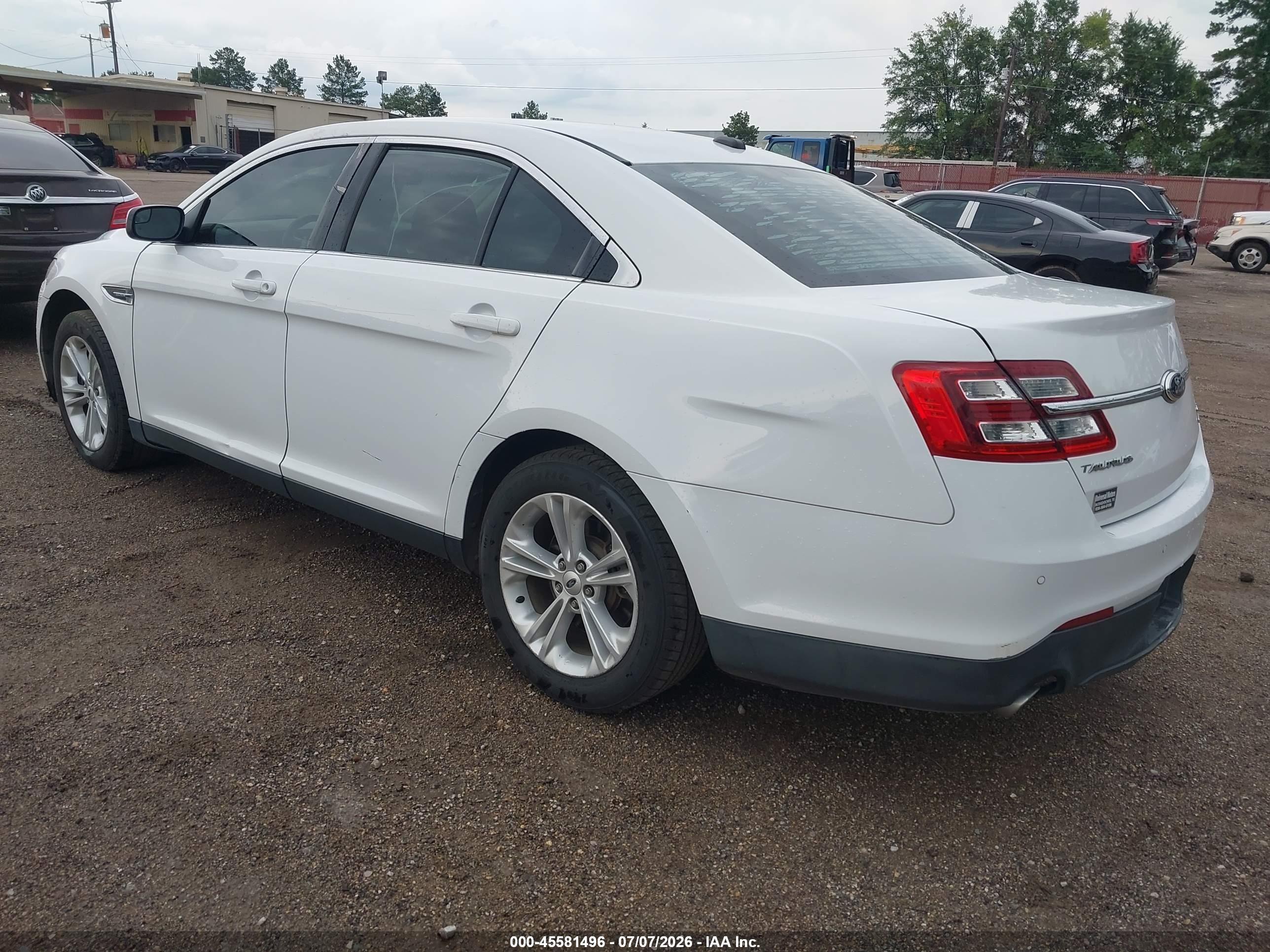 2013 Ford Taurus Sel White vin: 1FAHP2E82DG169285