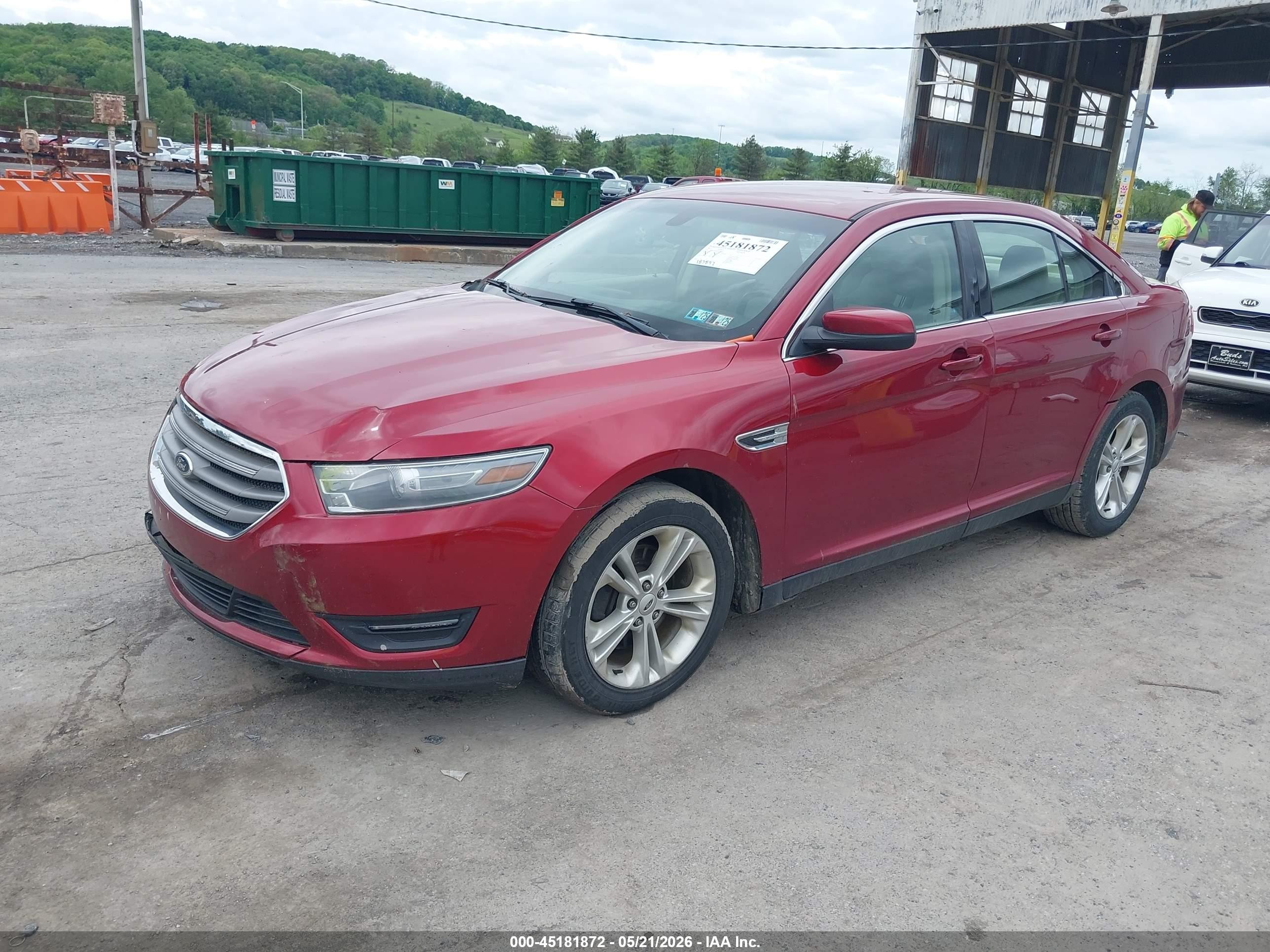 2013 Ford Taurus Sel Red vin: 1FAHP2E82DG190489