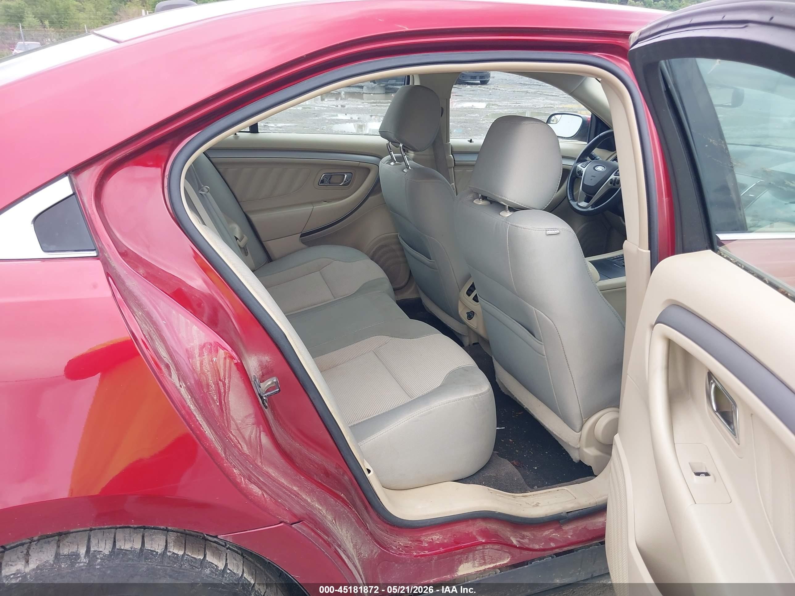 2013 Ford Taurus Sel Red vin: 1FAHP2E82DG190489