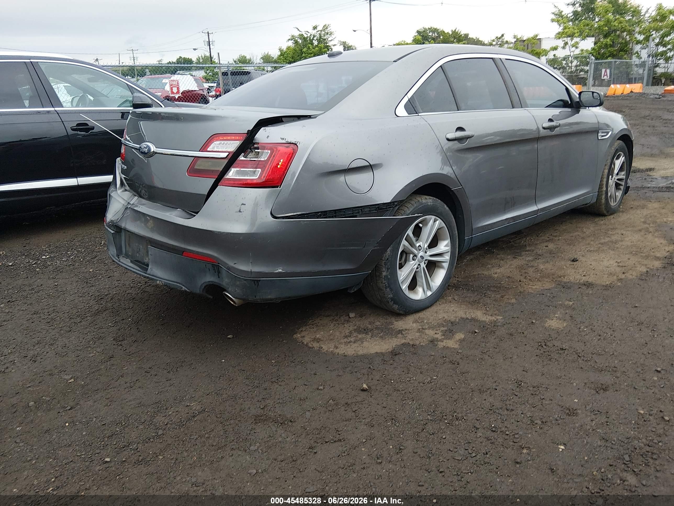 2014 Ford Taurus Sel Gray vin: 1FAHP2E82EG136000