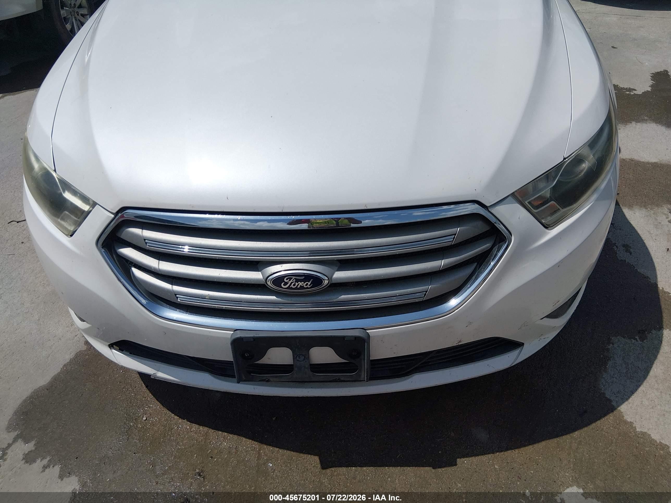 2014 Ford Taurus Sel White vin: 1FAHP2E82EG182054