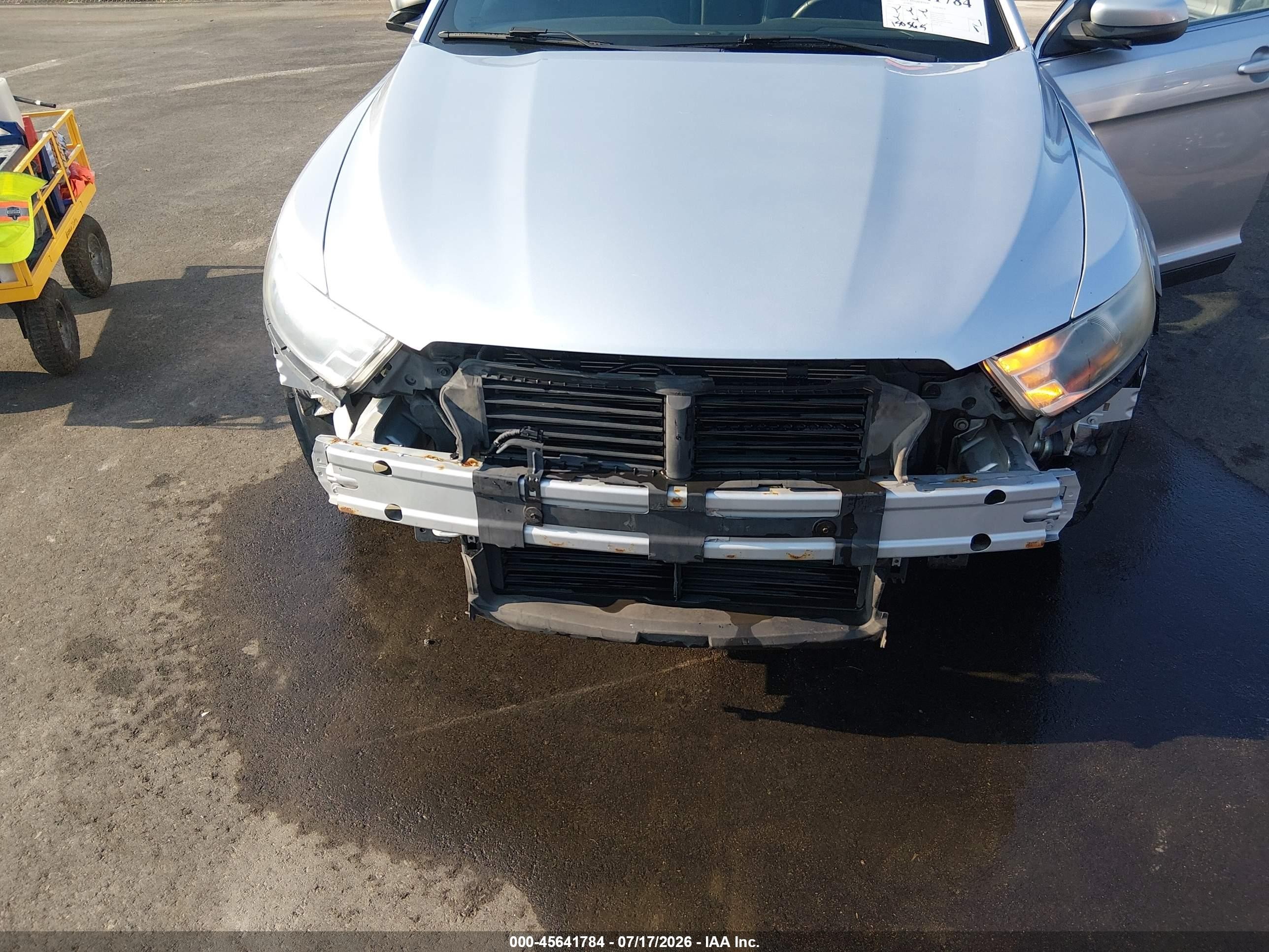2015 Ford Taurus Sel Silver vin: 1FAHP2E82FG112040