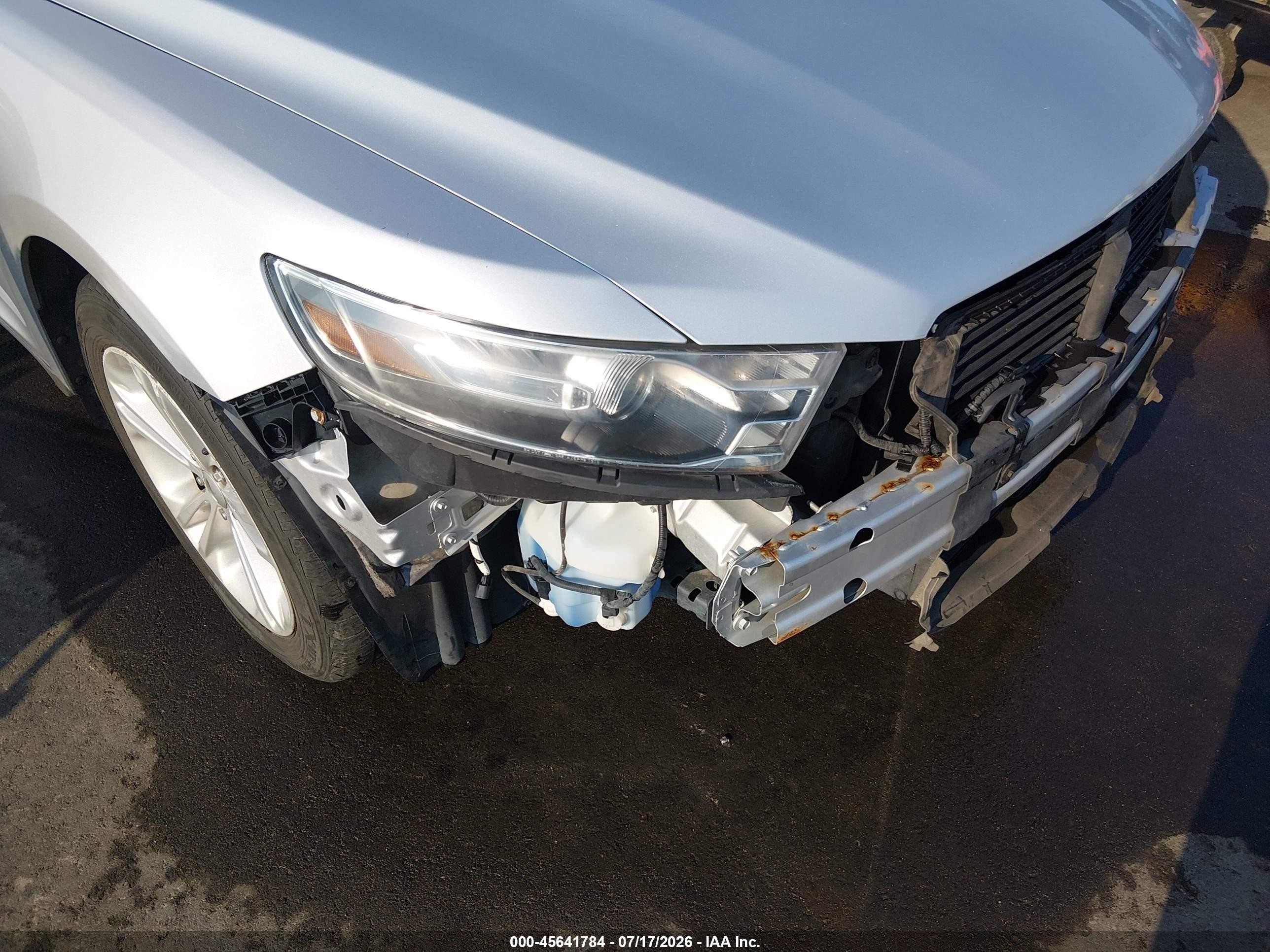 2015 Ford Taurus Sel Silver vin: 1FAHP2E82FG112040