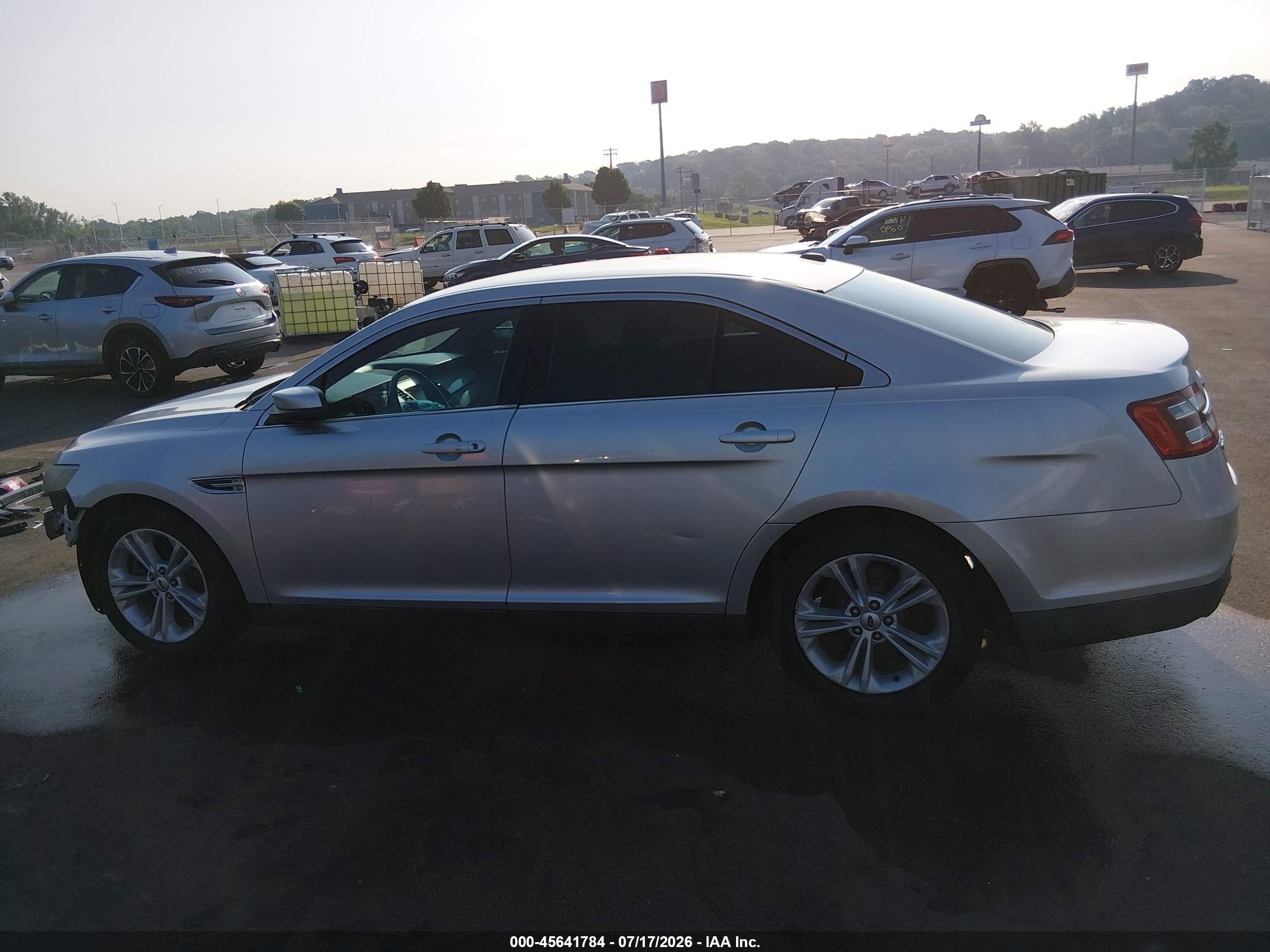 2015 Ford Taurus Sel Silver vin: 1FAHP2E82FG112040