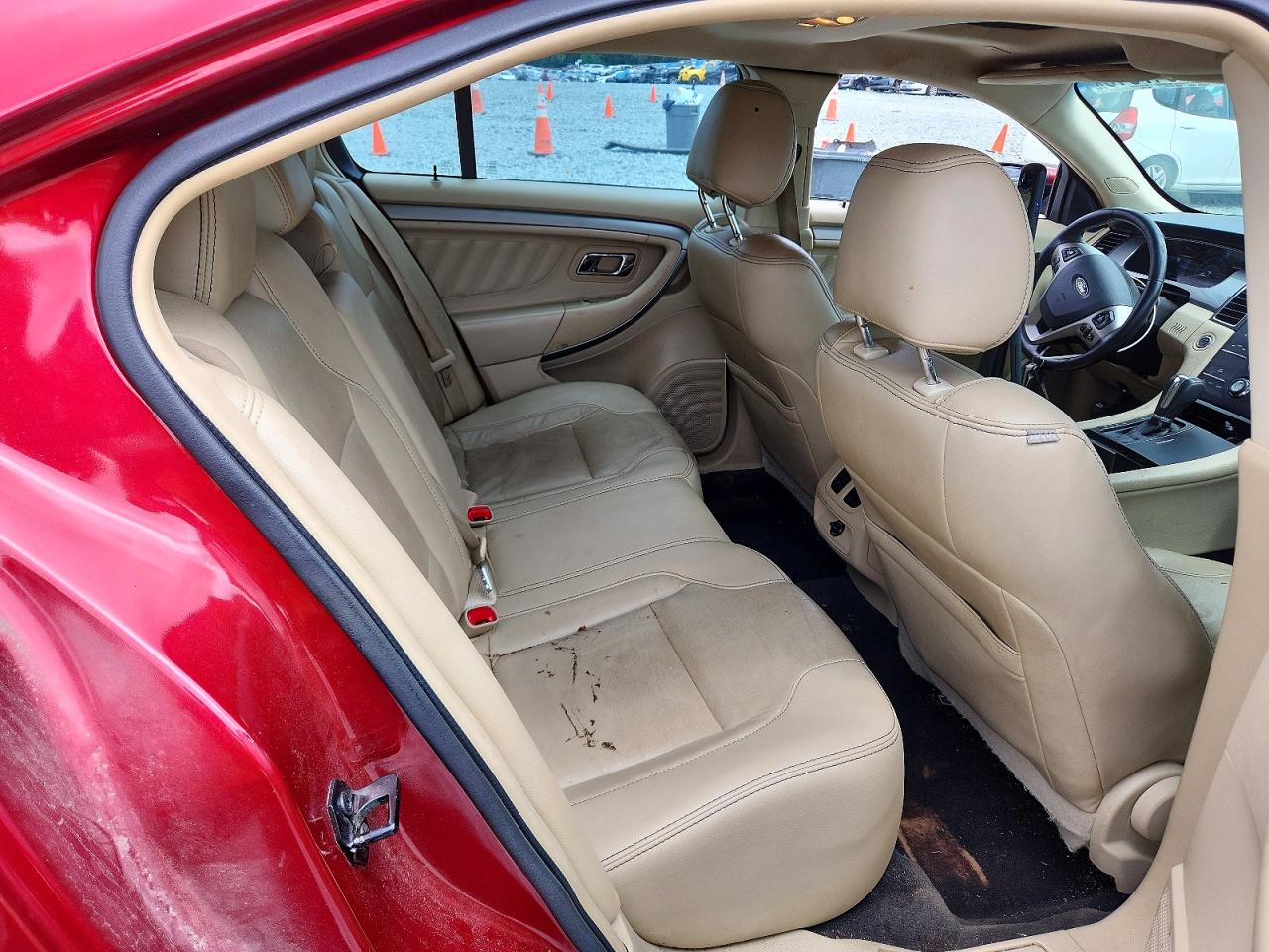 2015 Ford Taurus Sel Красный vin: 1FAHP2E82FG158452