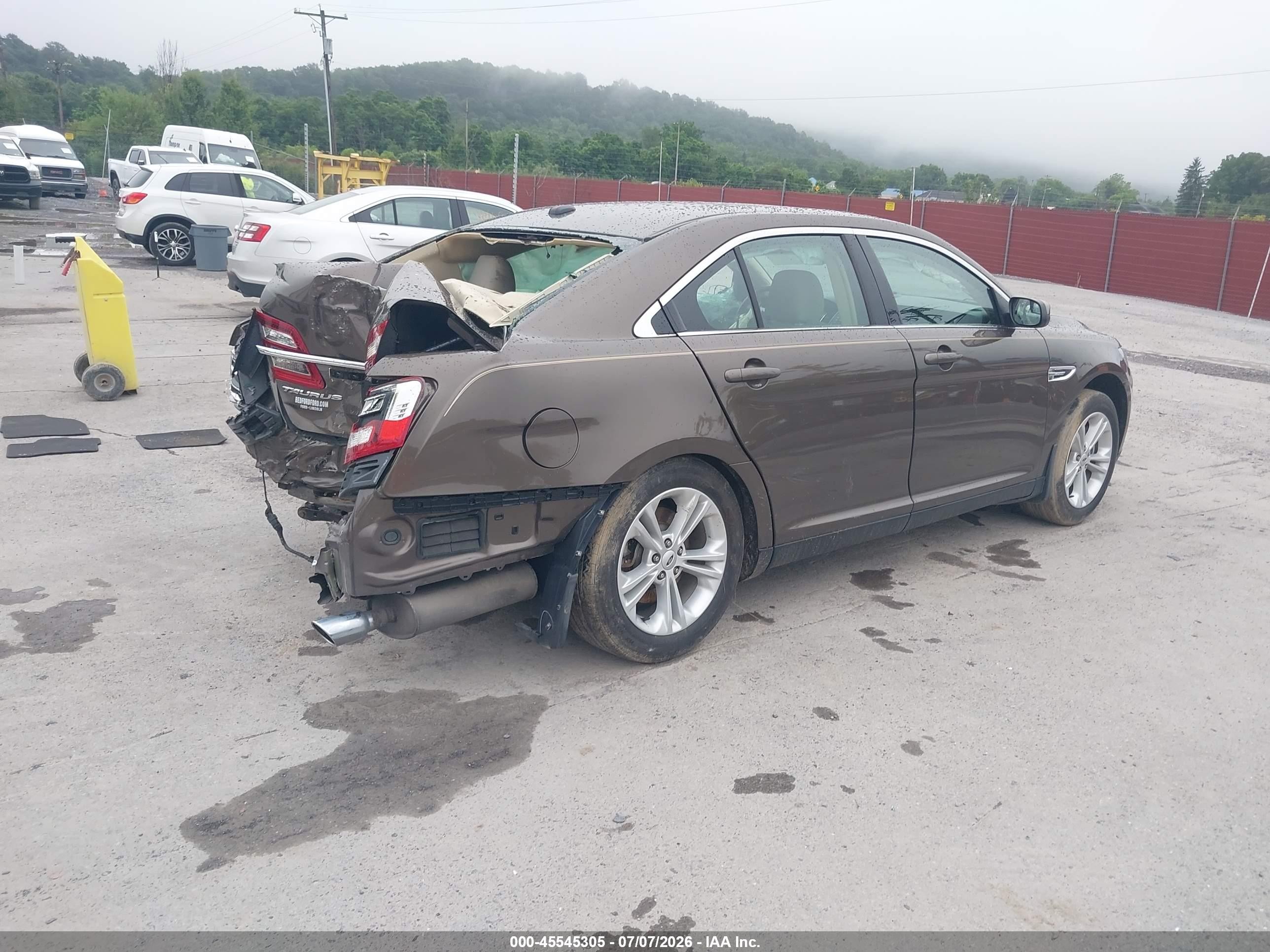 2015 Ford Taurus Sel Brown vin: 1FAHP2E82FG164686