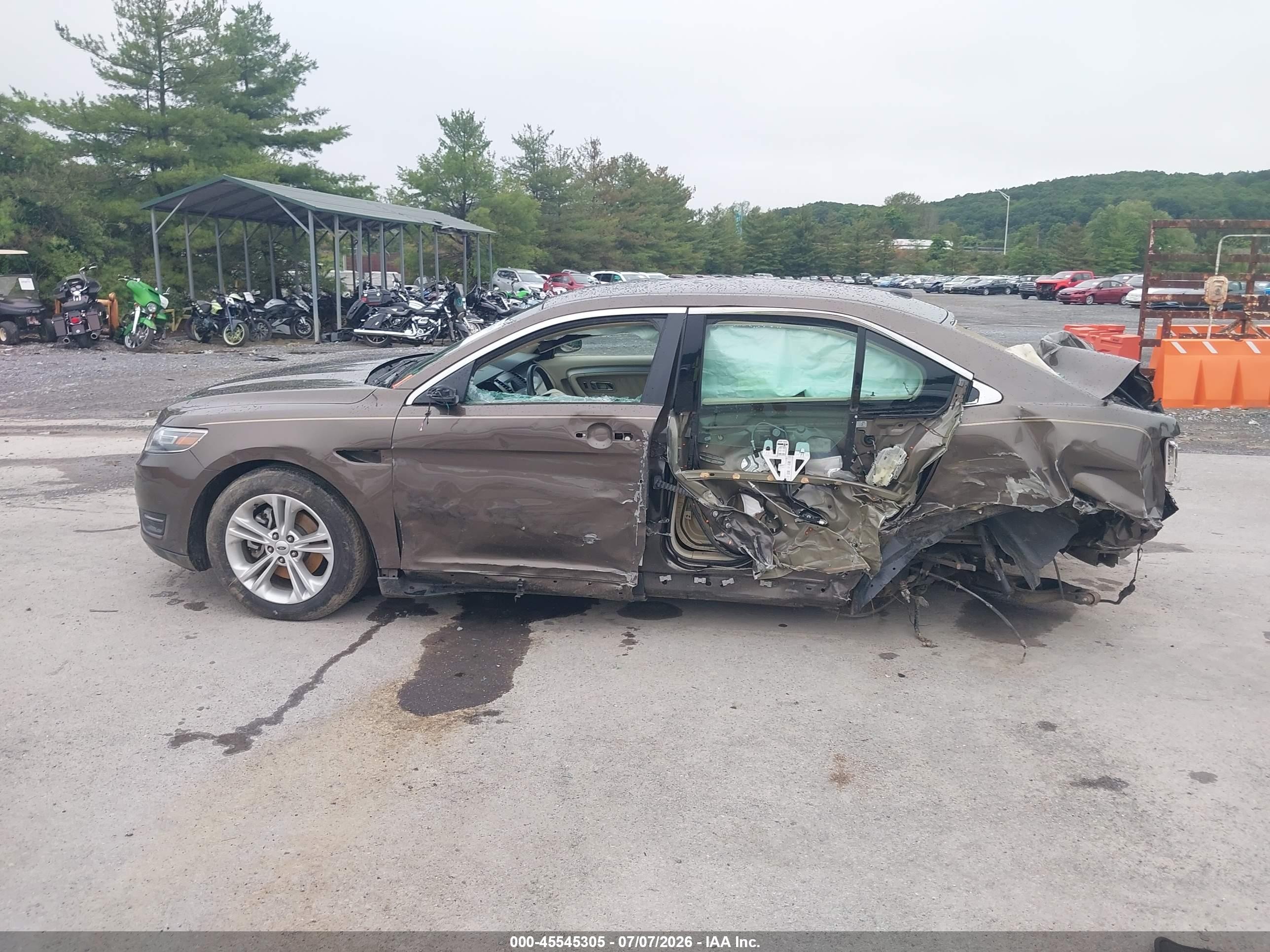 2015 Ford Taurus Sel Brown vin: 1FAHP2E82FG164686
