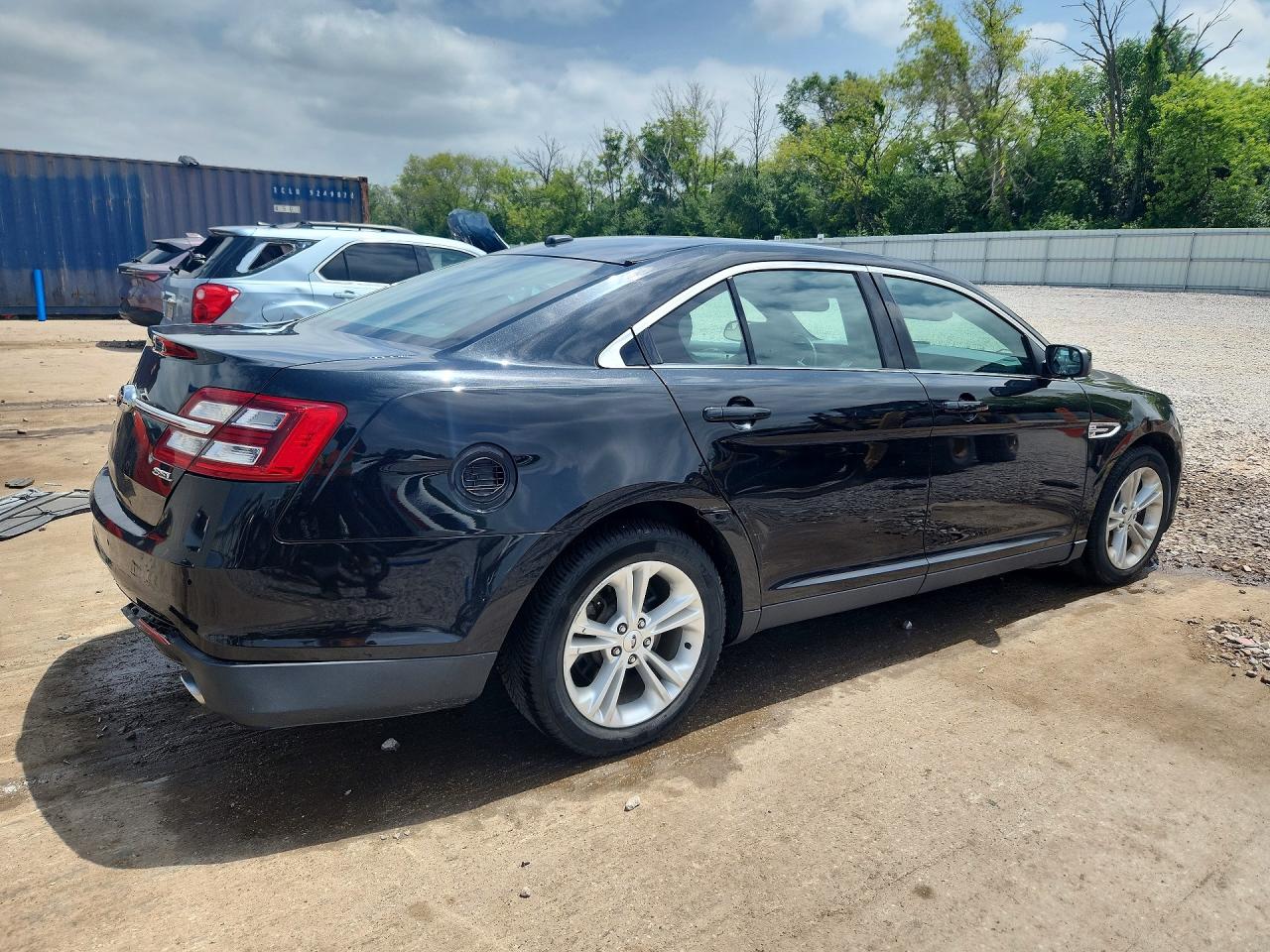 2015 Ford Taurus Sel Black vin: 1FAHP2E82FG177907