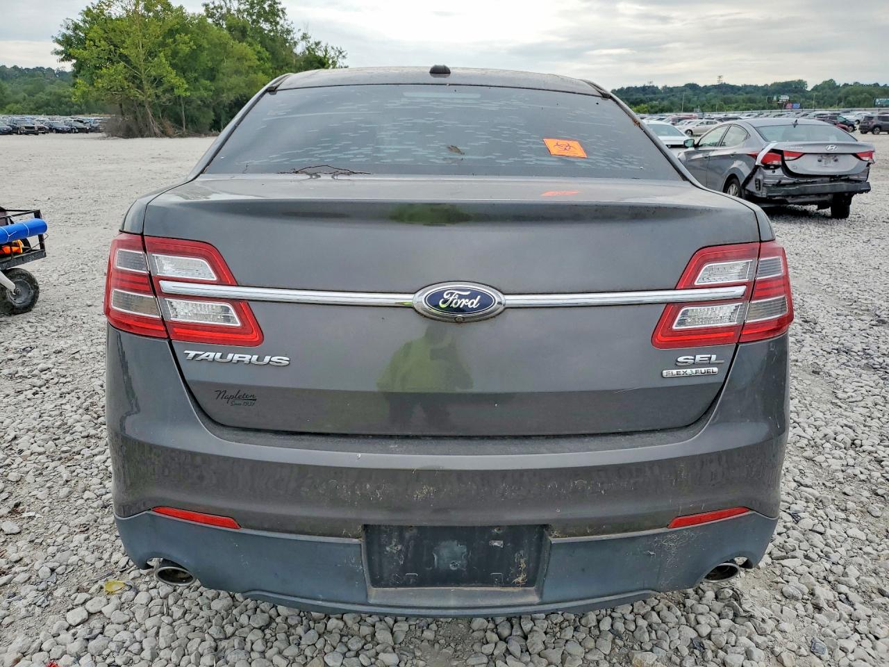 2015 Ford Taurus Sel Gray vin: 1FAHP2E82FG181777