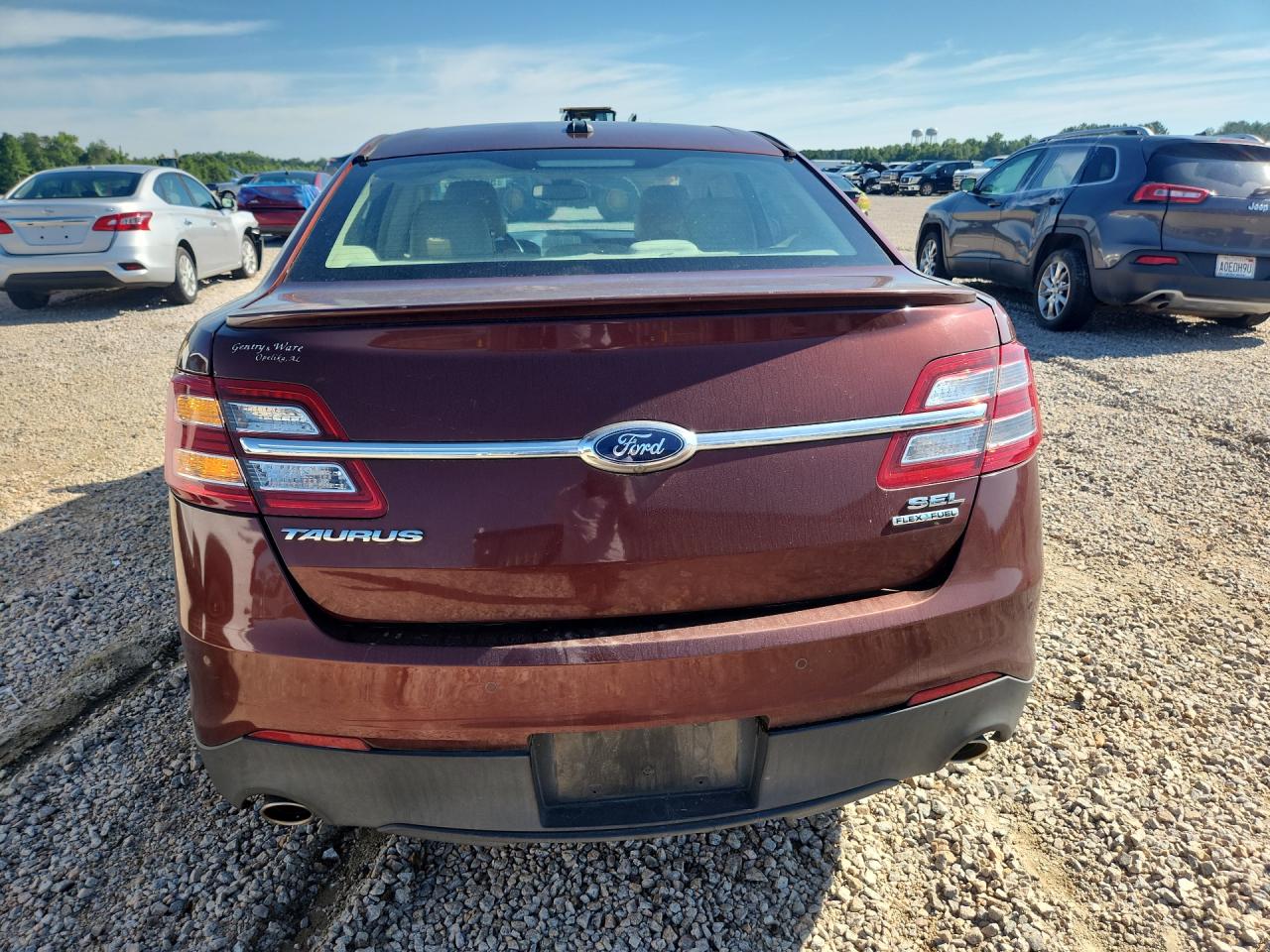 2015 Ford Taurus Sel Burgundy vin: 1FAHP2E82FG187949