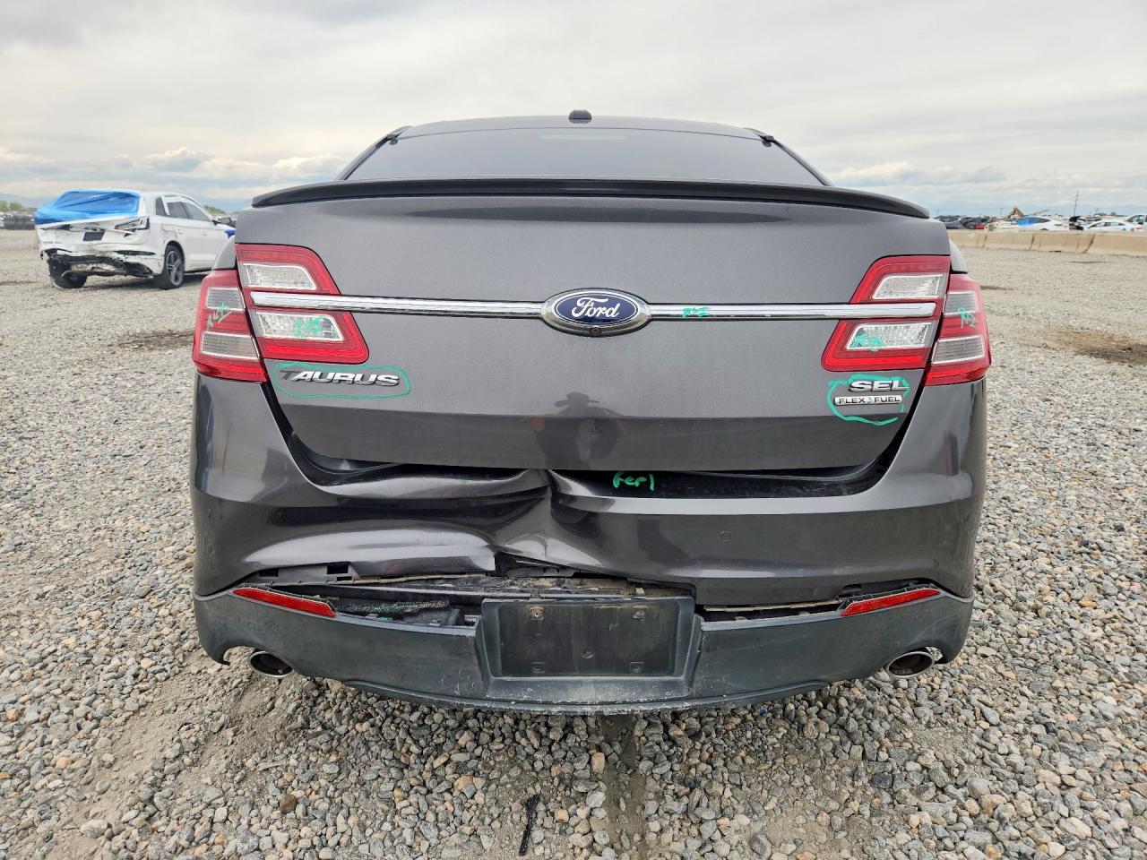 2015 Ford Taurus Sel Gray vin: 1FAHP2E82FG195758