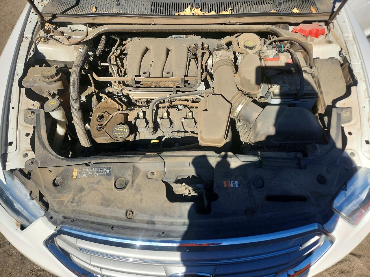 2016 Ford Taurus Sel Белый vin: 1FAHP2E82GG150420