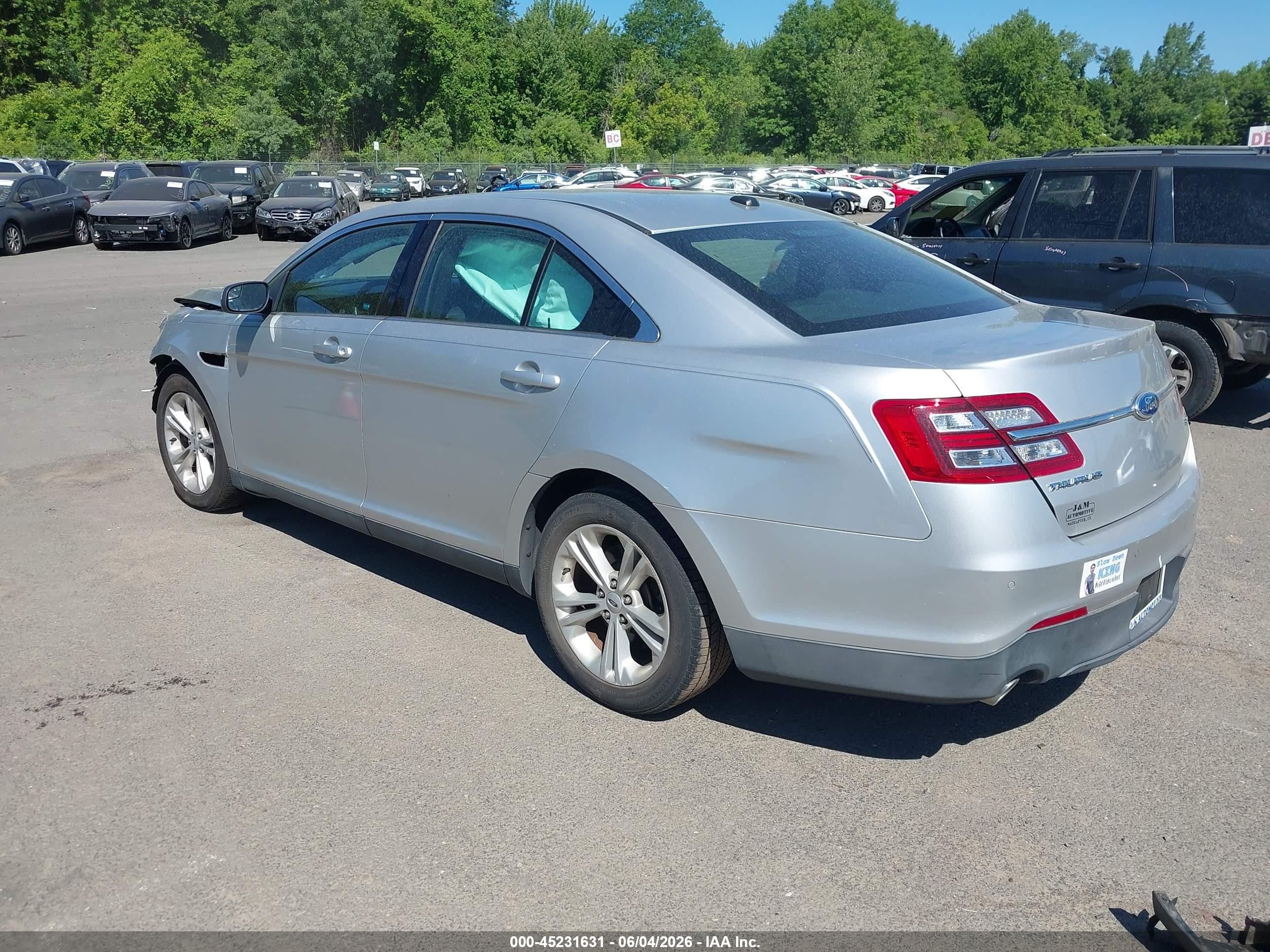 2013 Ford Taurus Sel Silver vin: 1FAHP2E83DG112626