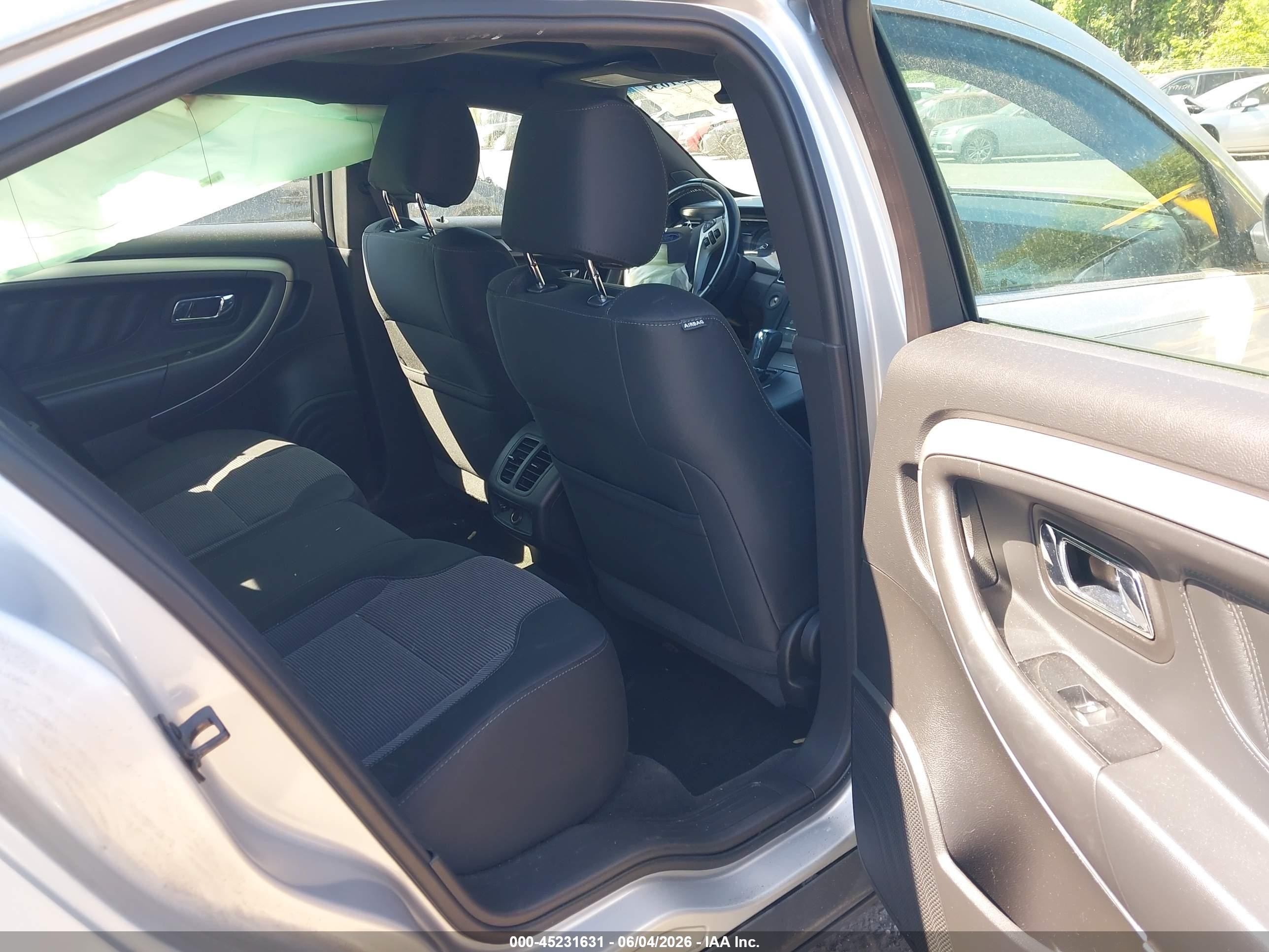 2013 Ford Taurus Sel Silver vin: 1FAHP2E83DG112626