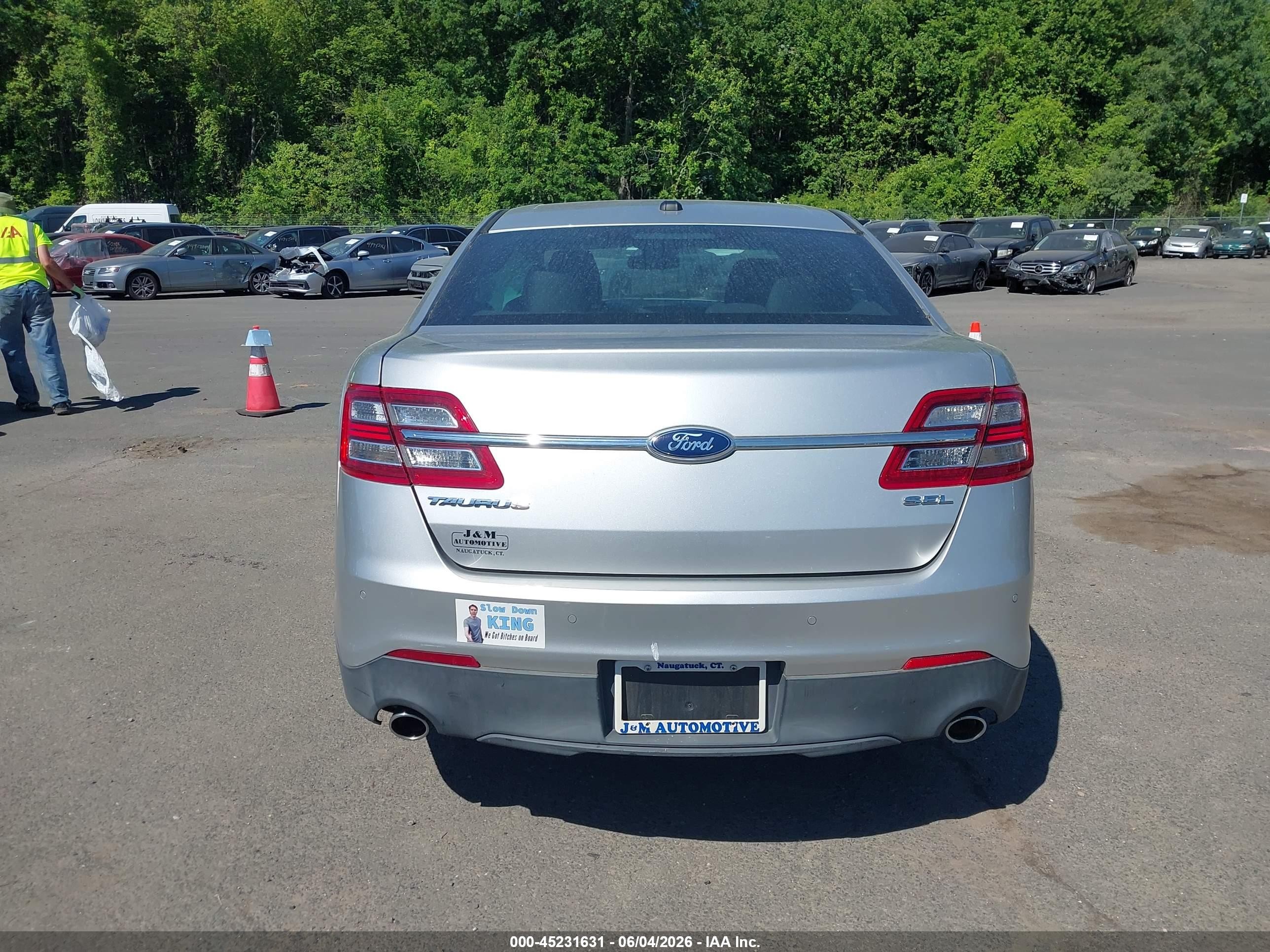 2013 Ford Taurus Sel Silver vin: 1FAHP2E83DG112626
