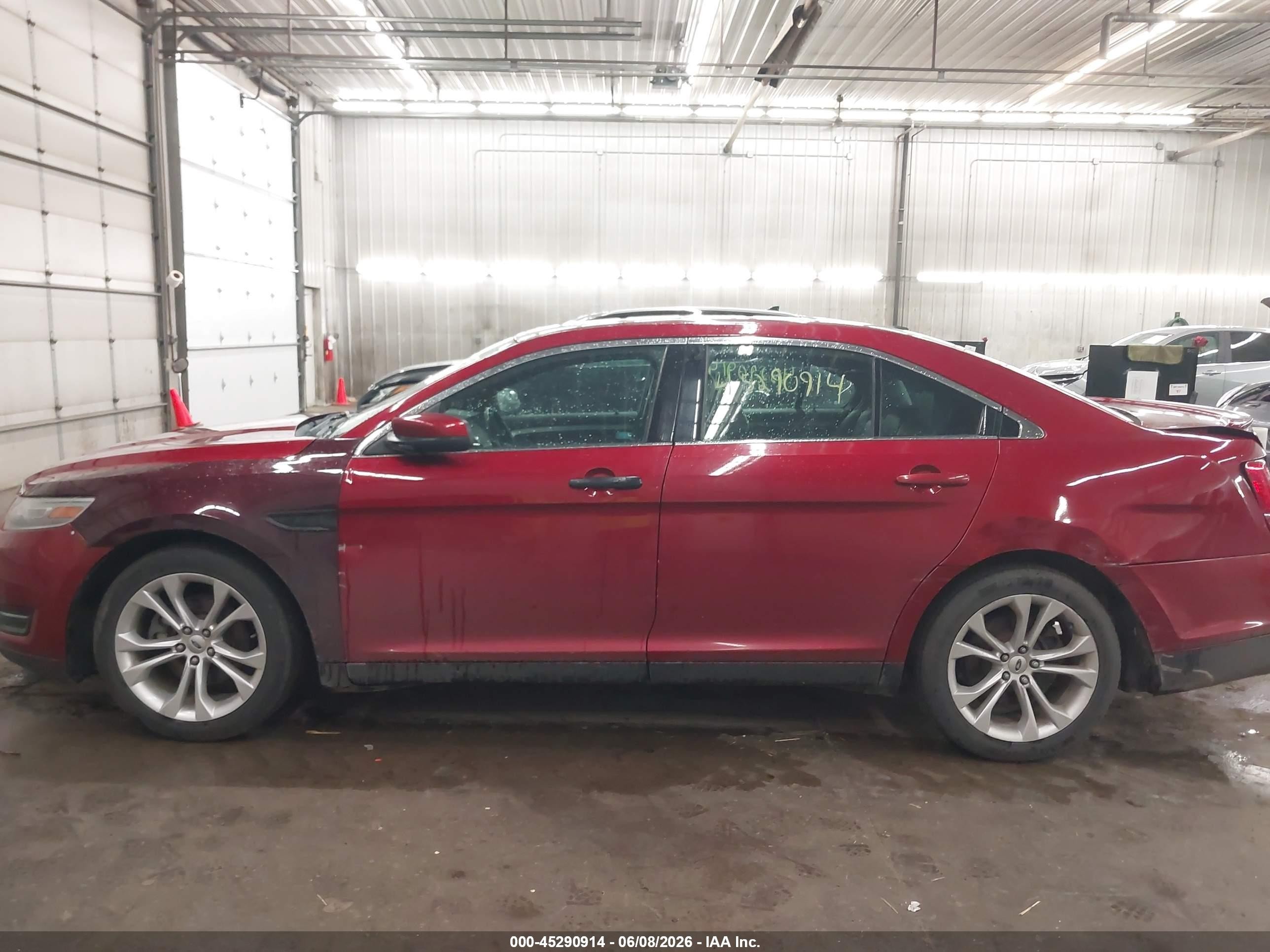 2013 Ford Taurus Sel Red vin: 1FAHP2E83DG166346