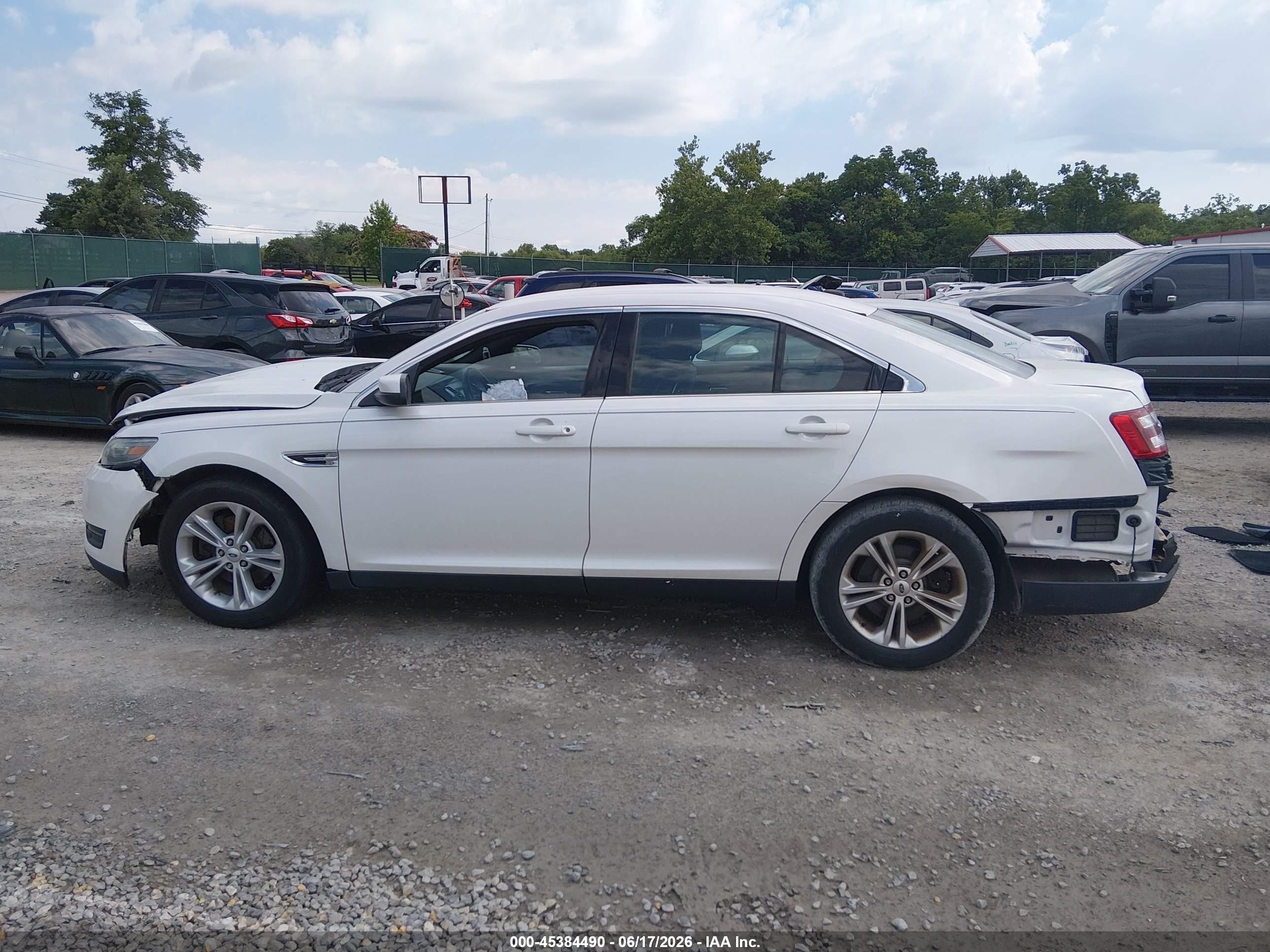 2013 Ford Taurus Sel White vin: 1FAHP2E83DG171790