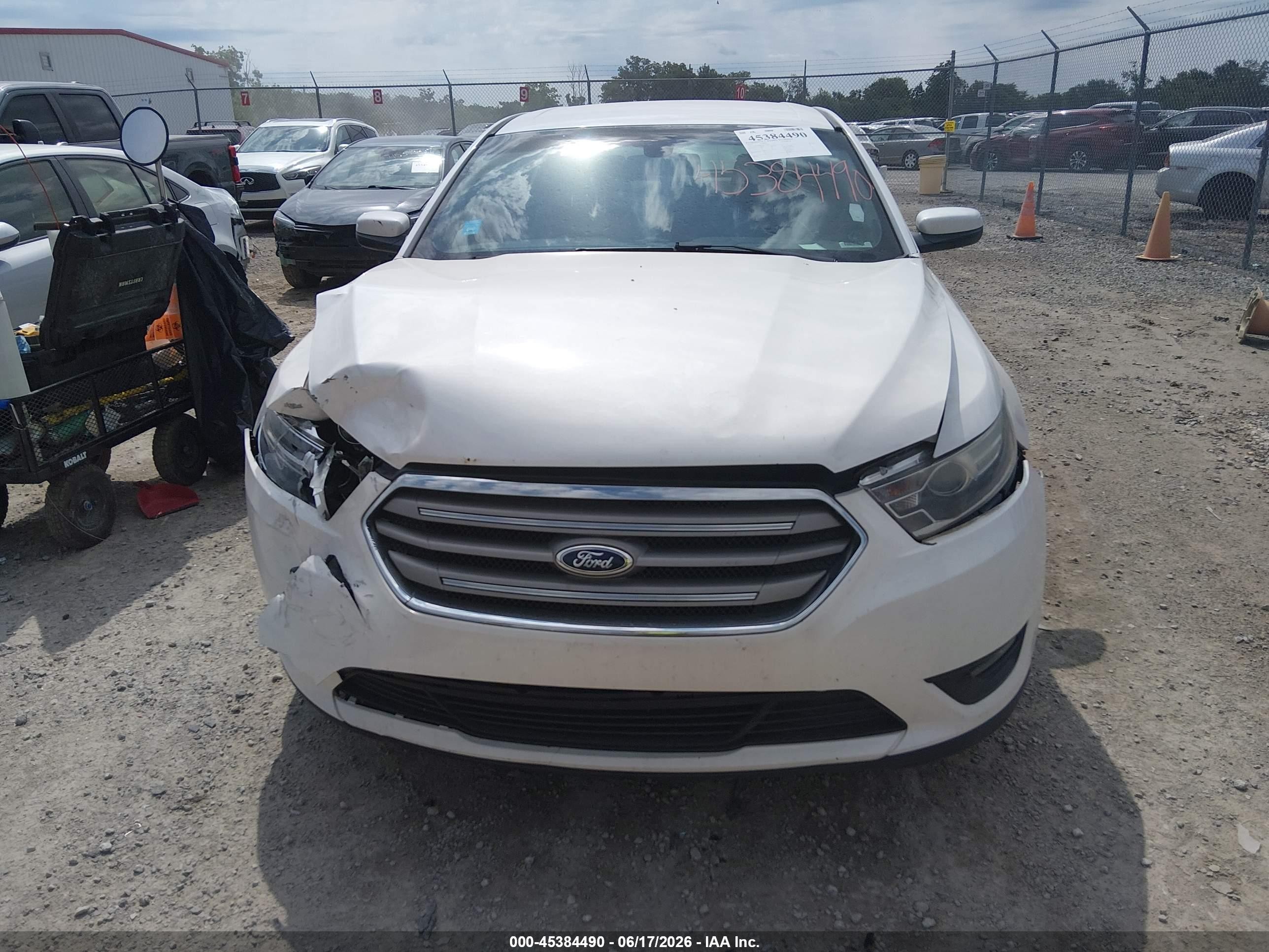 2013 Ford Taurus Sel White vin: 1FAHP2E83DG171790