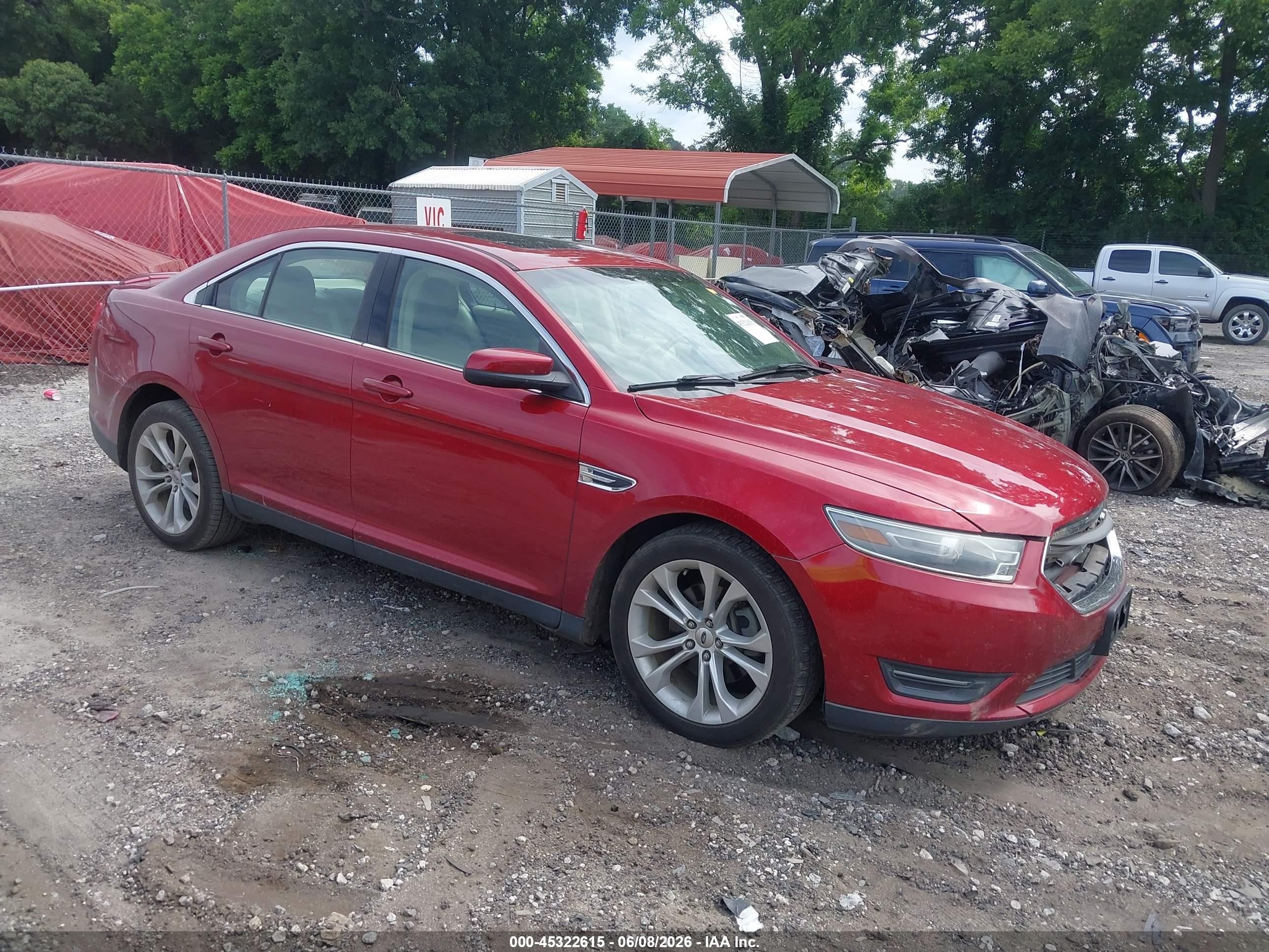 2013 Ford Taurus Sel Red vin: 1FAHP2E83DG179789
