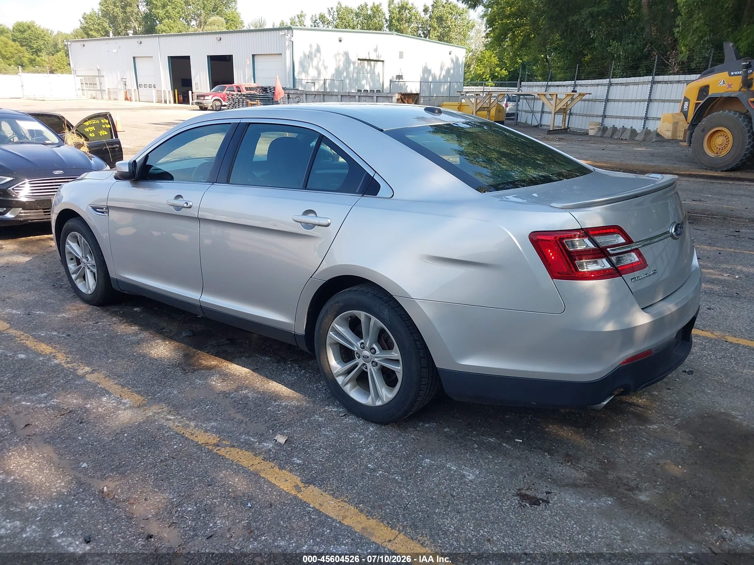 2014 Ford Taurus Sel Silver vin: 1FAHP2E83EG129105