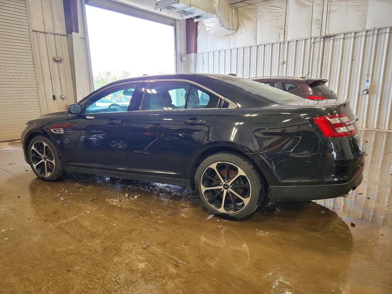 2014 Ford Taurus Sel Черный vin: 1FAHP2E83EG152402