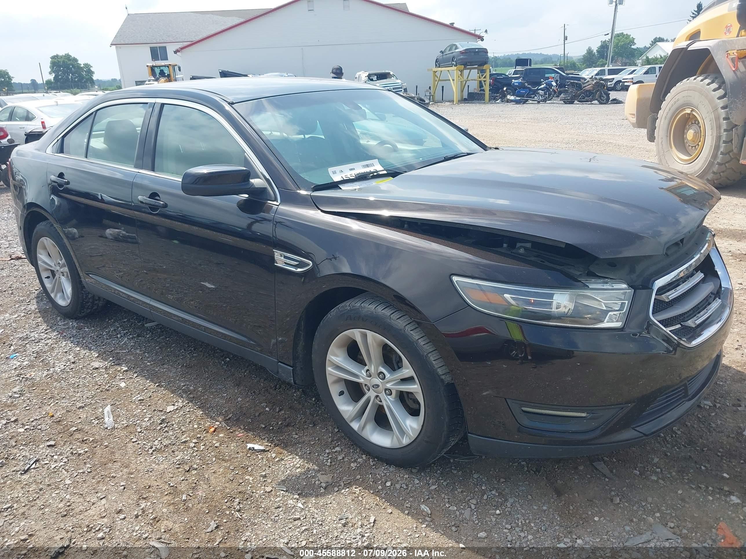 1FAHP2E83EG170852