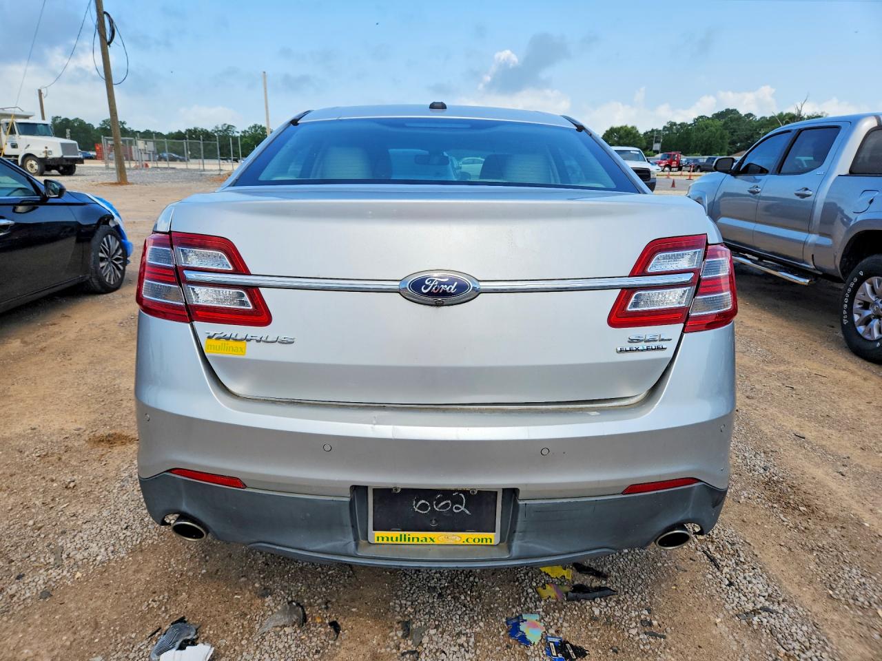 2015 Ford Taurus Sel Silver vin: 1FAHP2E83FG101662