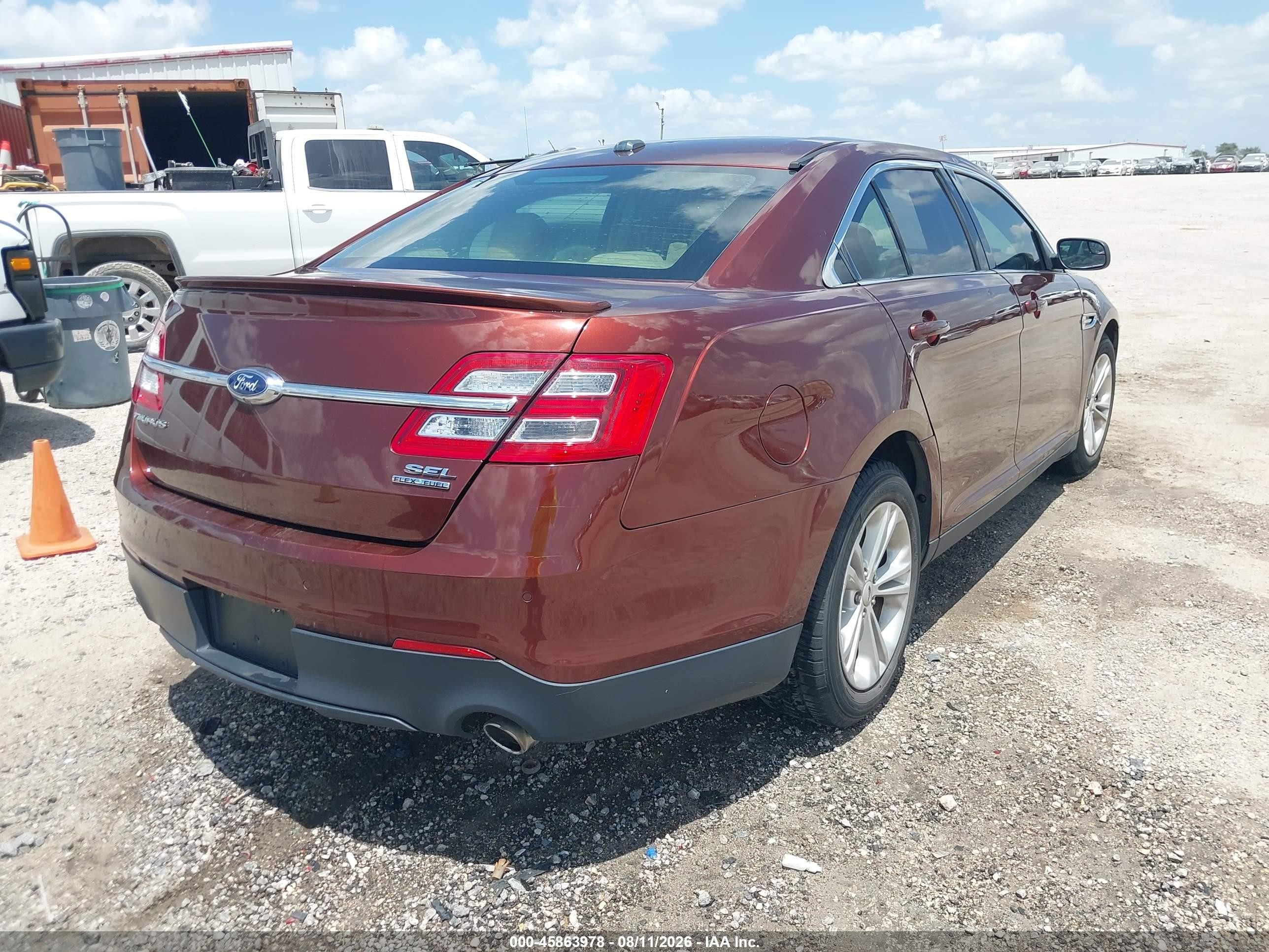 2015 Ford Taurus Sel Red vin: 1FAHP2E83FG114041