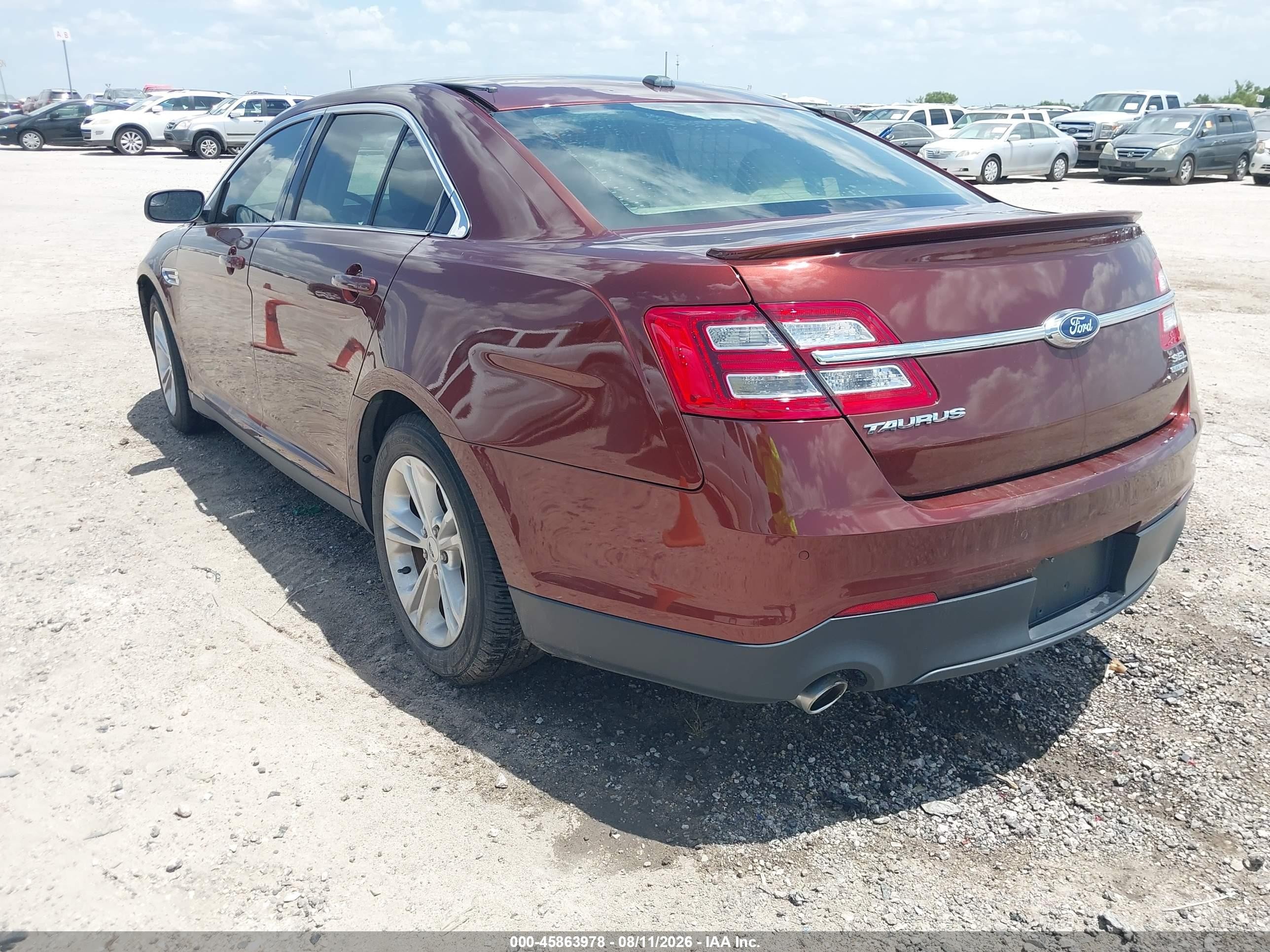 2015 Ford Taurus Sel Red vin: 1FAHP2E83FG114041