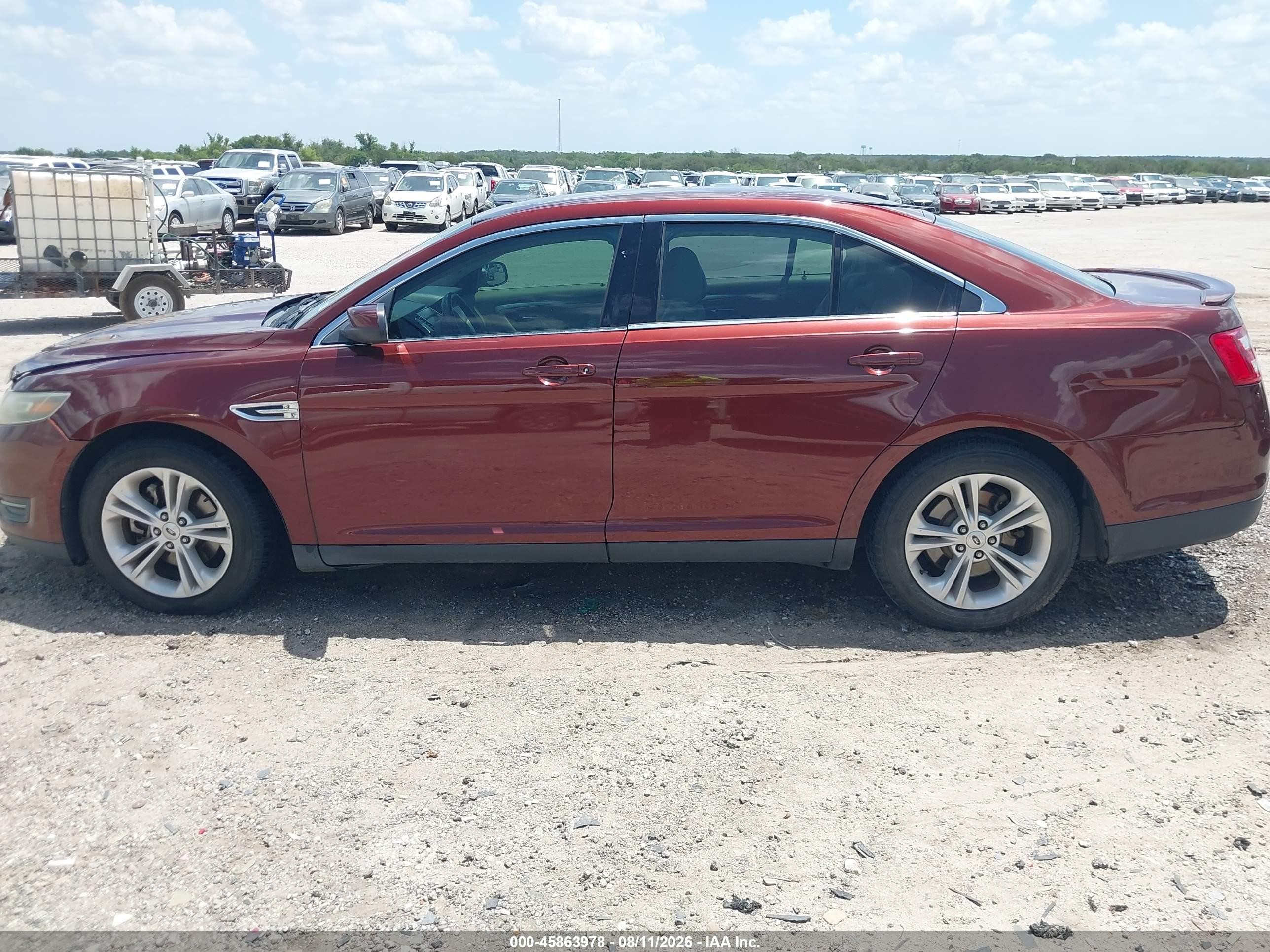 2015 Ford Taurus Sel Red vin: 1FAHP2E83FG114041