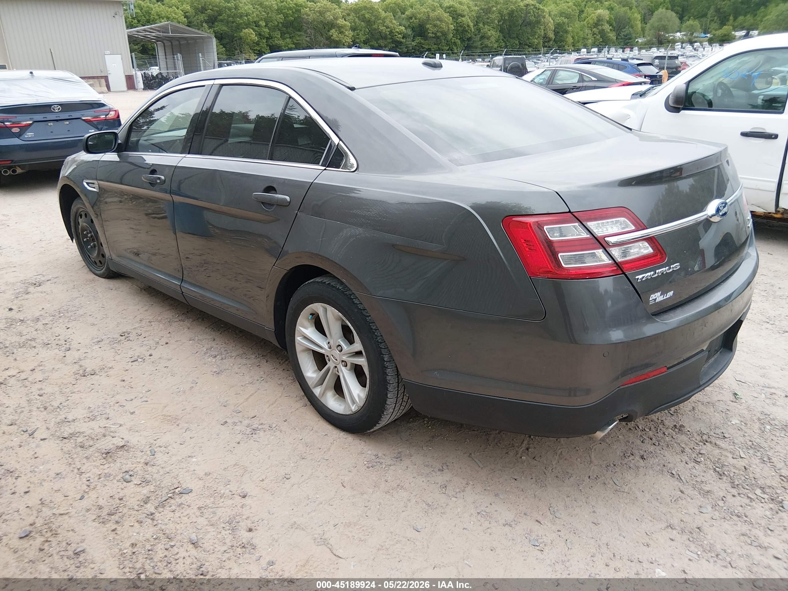 2015 Ford Taurus Sel Gray vin: 1FAHP2E83FG191959