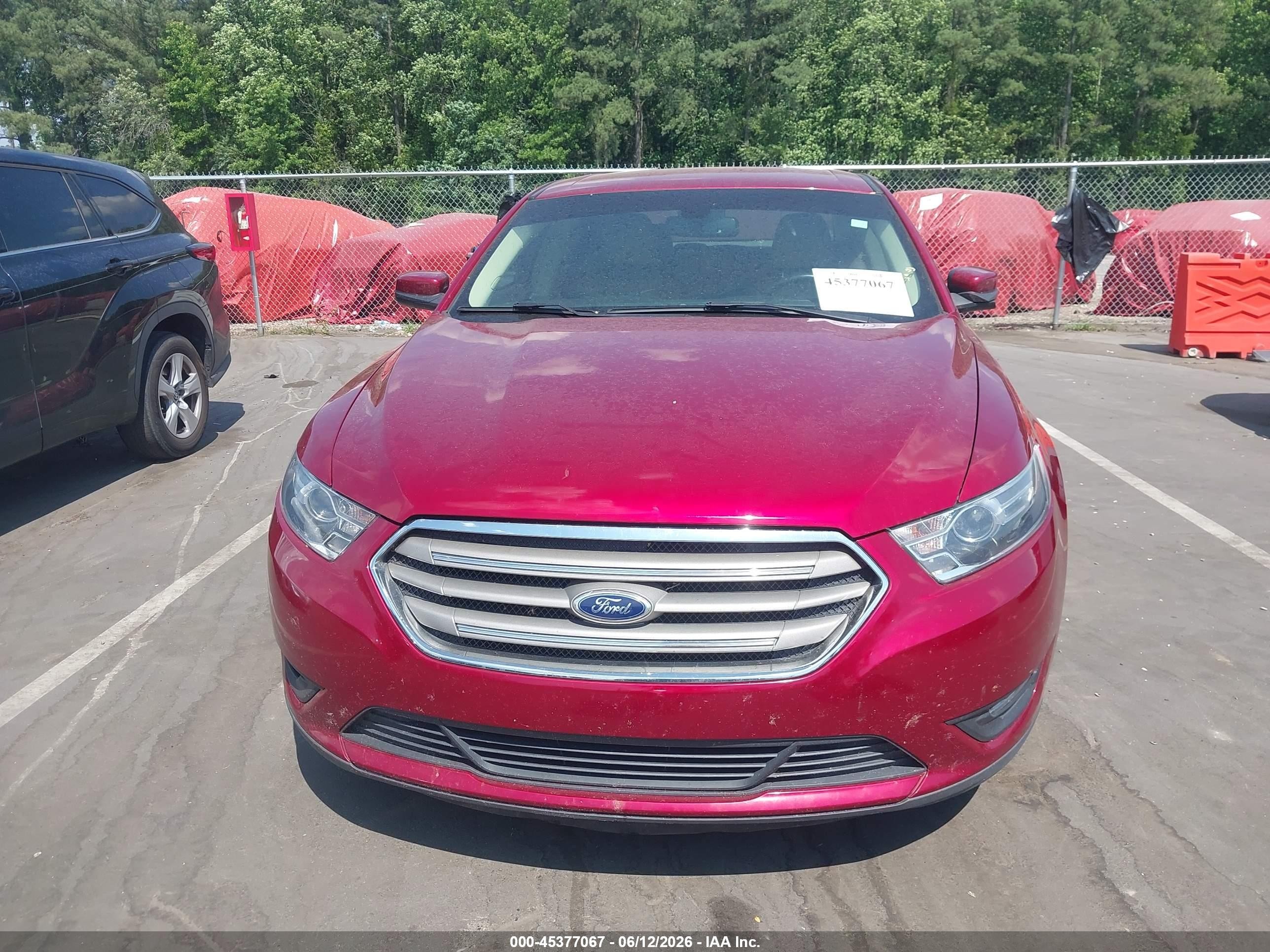 2015 Ford Taurus Sel Maroon vin: 1FAHP2E83FG202104