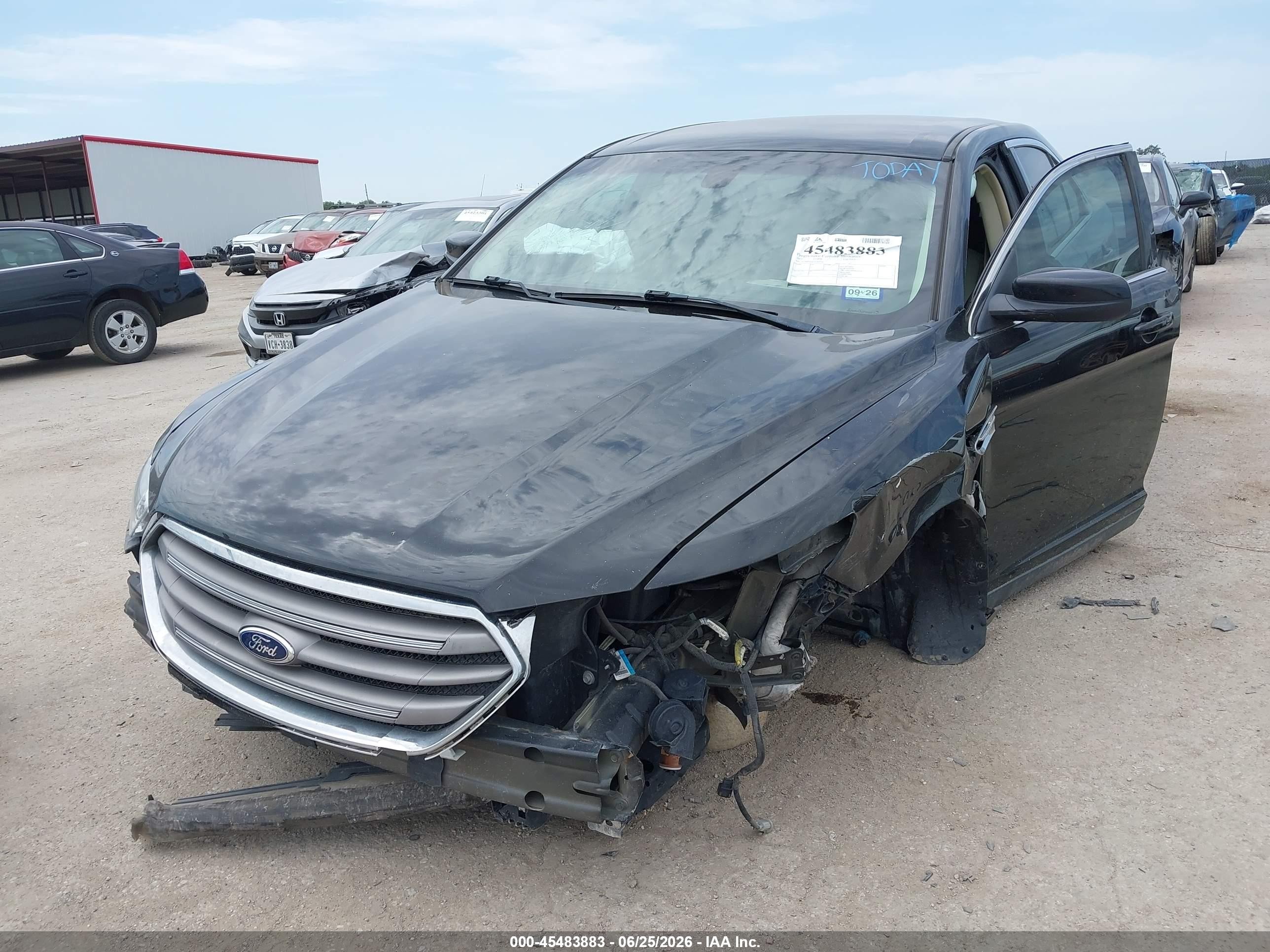 2015 Ford Taurus Sel Черный vin: 1FAHP2E83FG202992