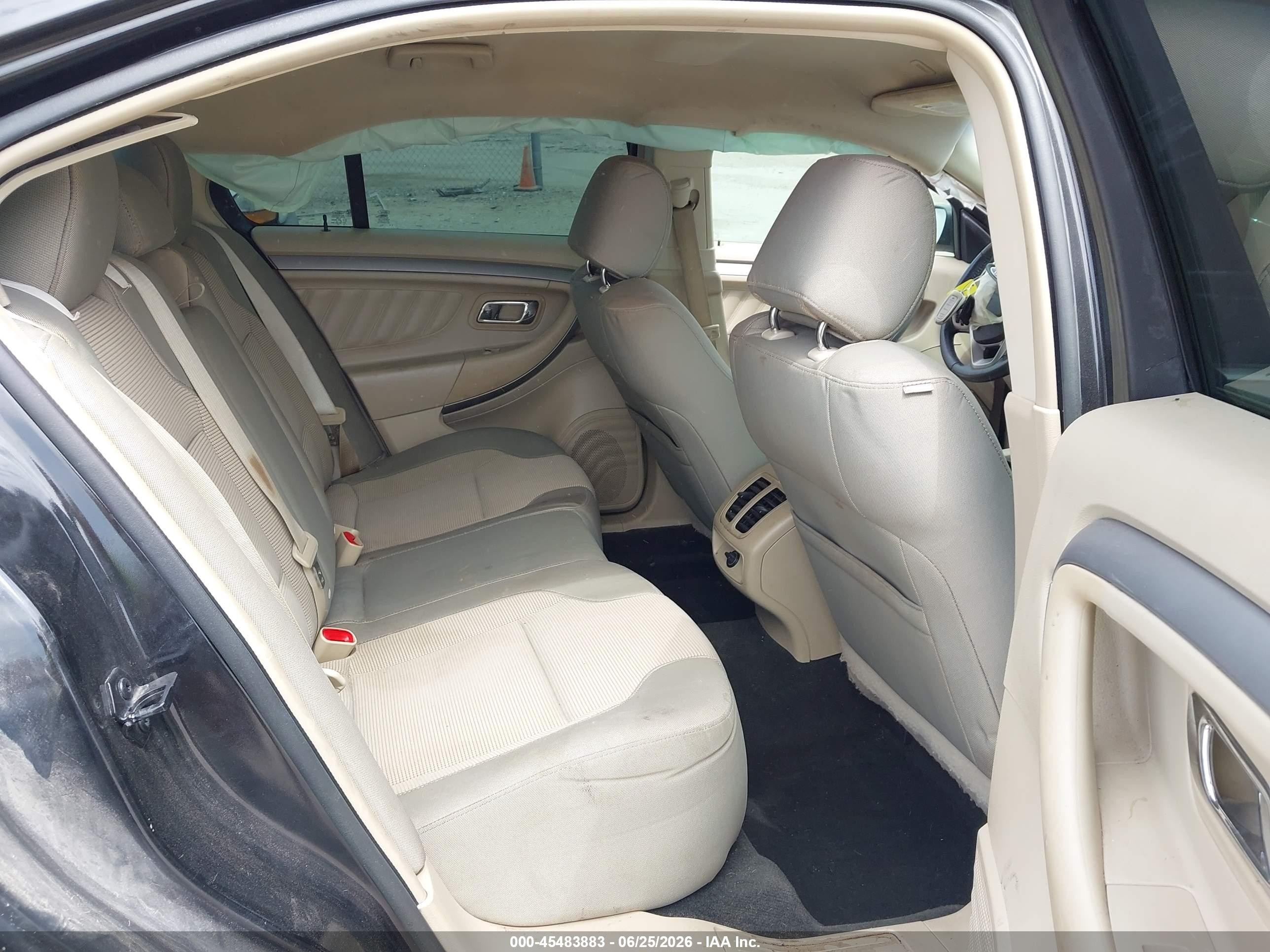 2015 Ford Taurus Sel Черный vin: 1FAHP2E83FG202992