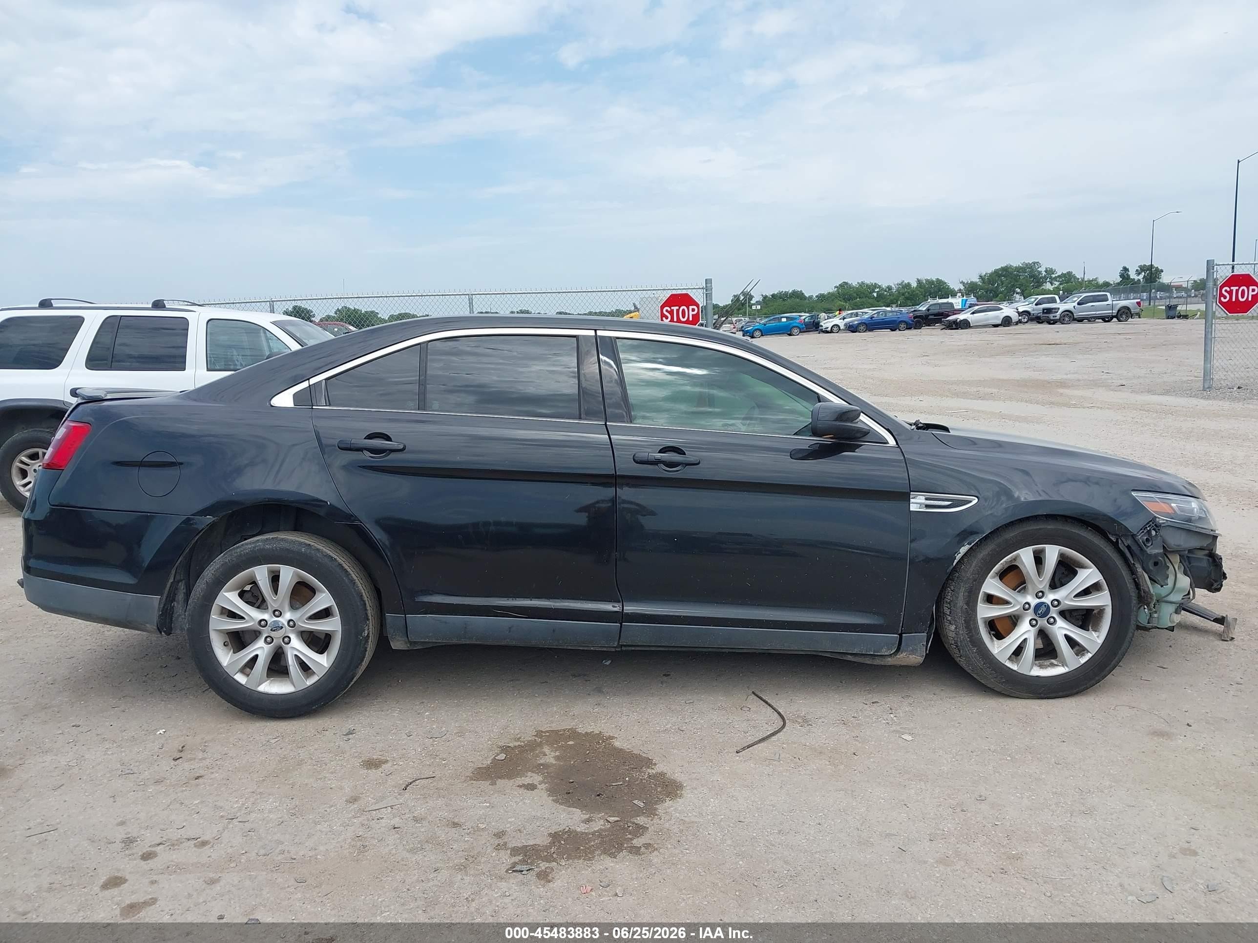 2015 Ford Taurus Sel Черный vin: 1FAHP2E83FG202992