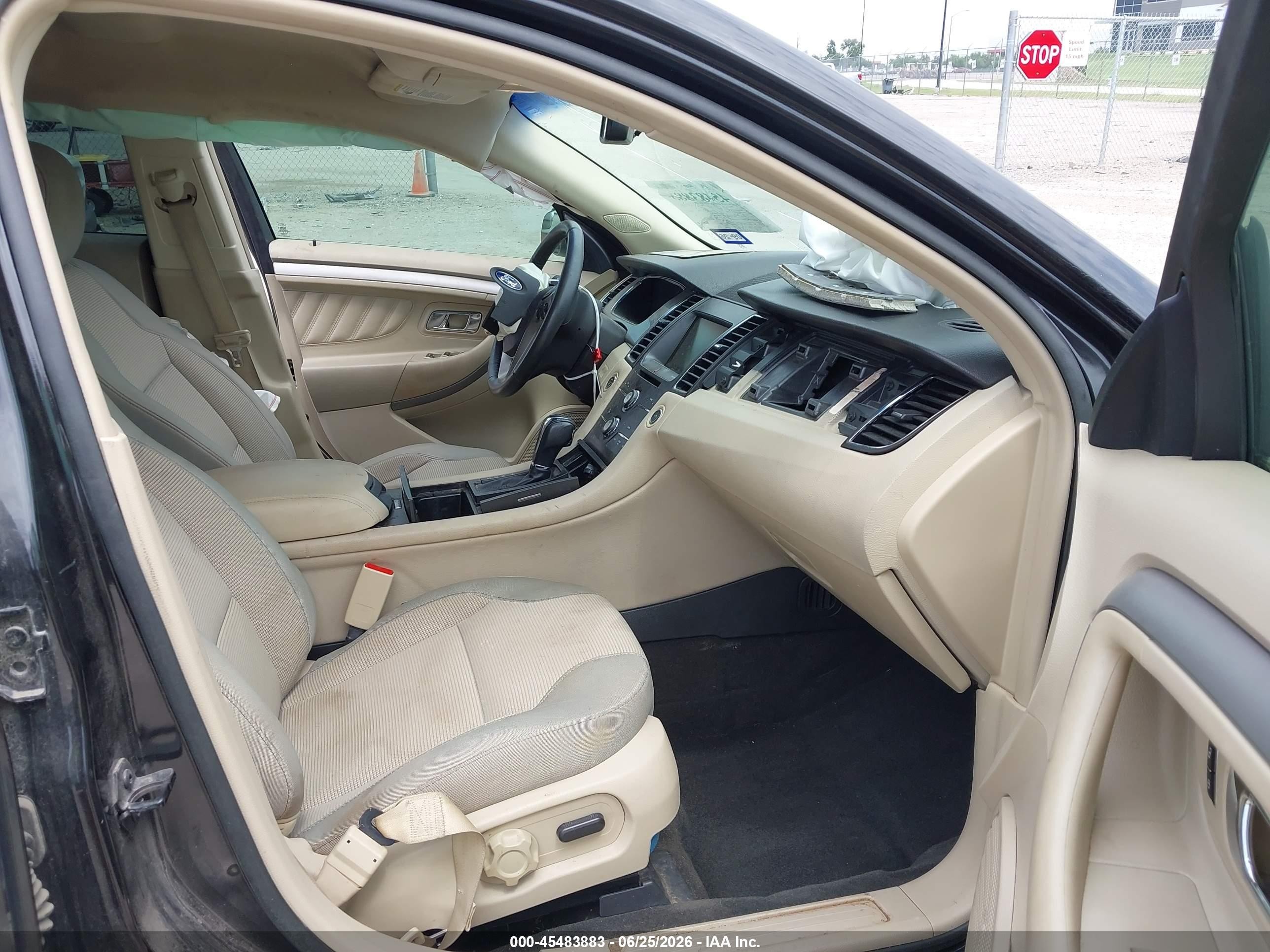 2015 Ford Taurus Sel Черный vin: 1FAHP2E83FG202992