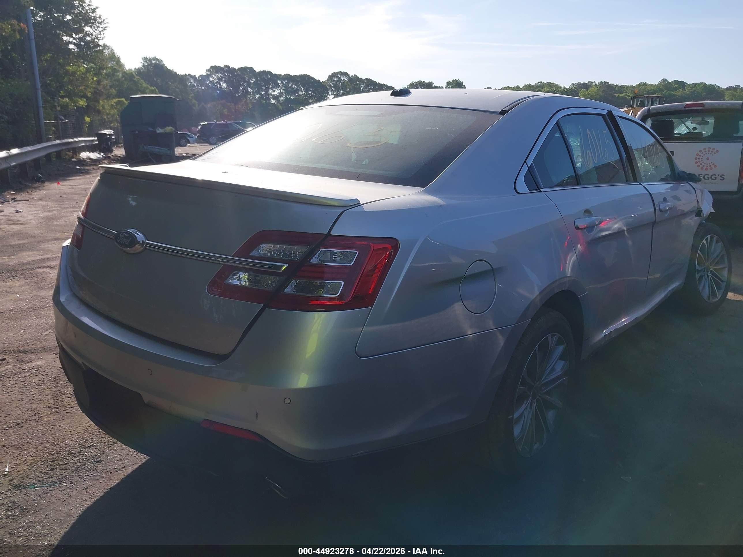 2016 Ford Taurus Sel Silver vin: 1FAHP2E83GG147901
