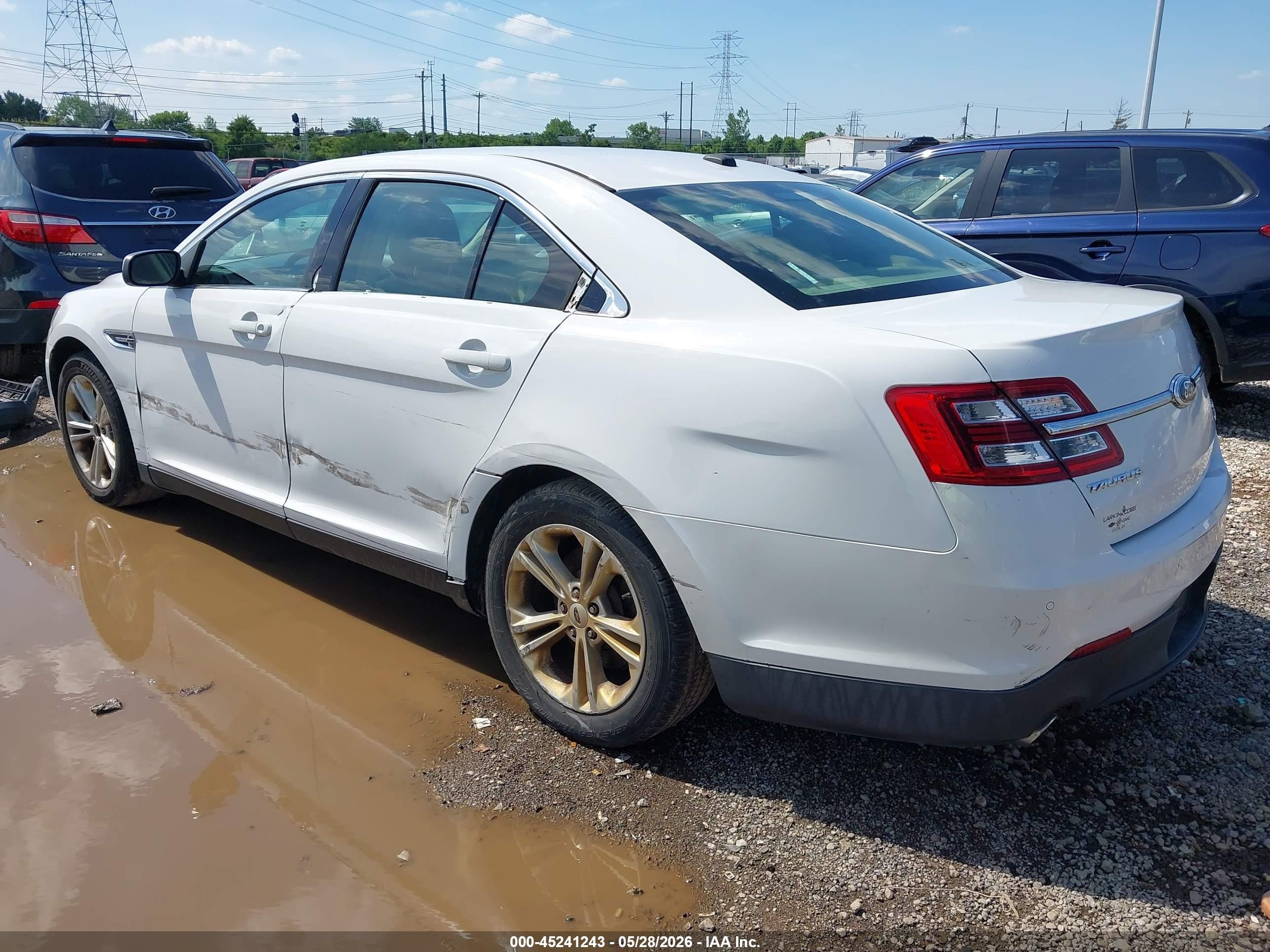 2013 Ford Taurus Sel White vin: 1FAHP2E84DG159499
