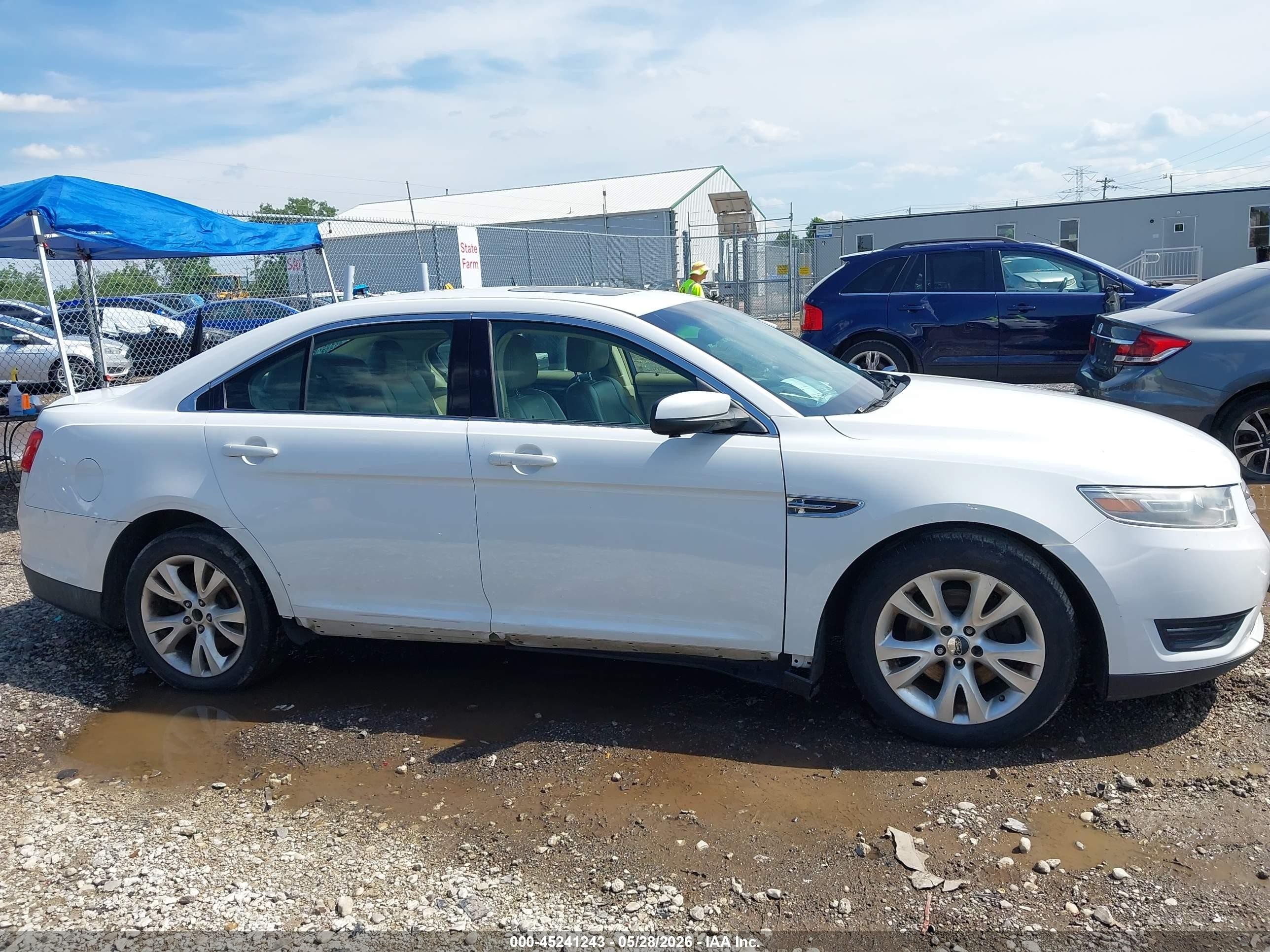 2013 Ford Taurus Sel White vin: 1FAHP2E84DG159499
