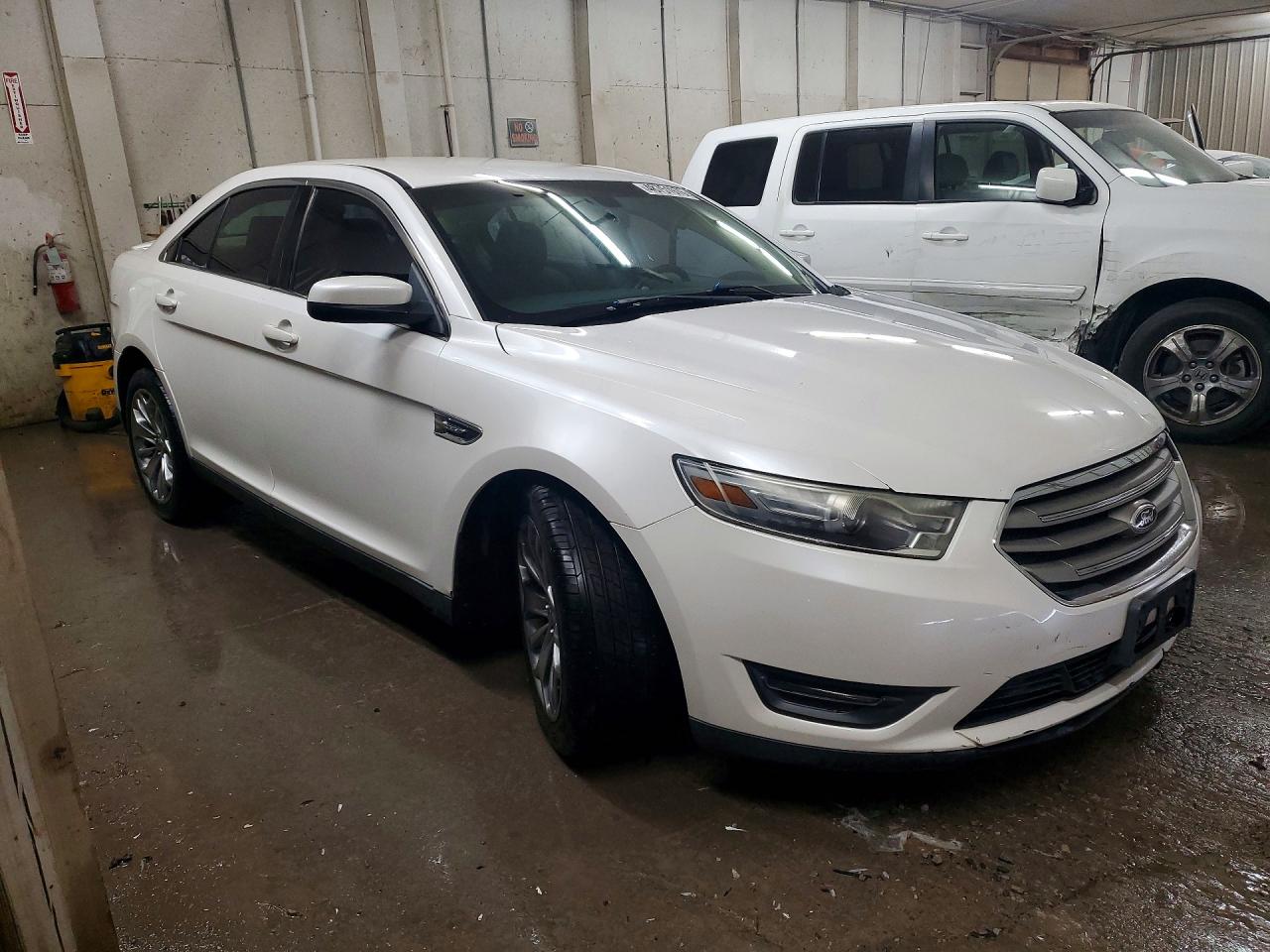 2013 Ford Taurus Sel White vin: 1FAHP2E84DG171572